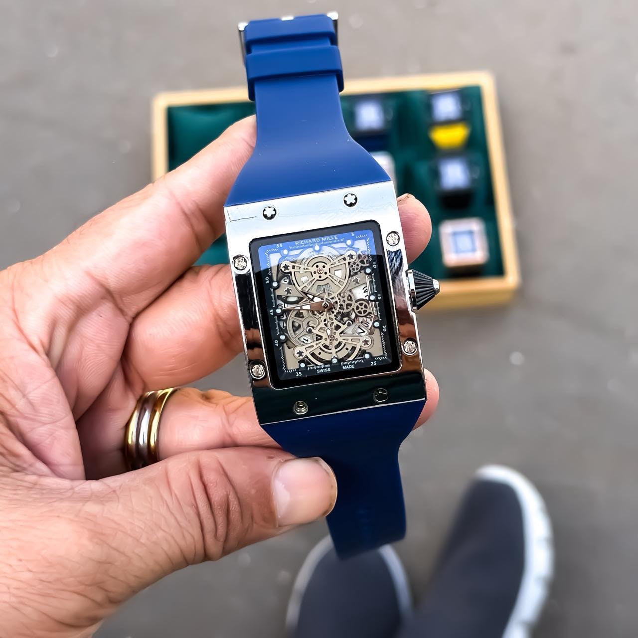 WATCH RM