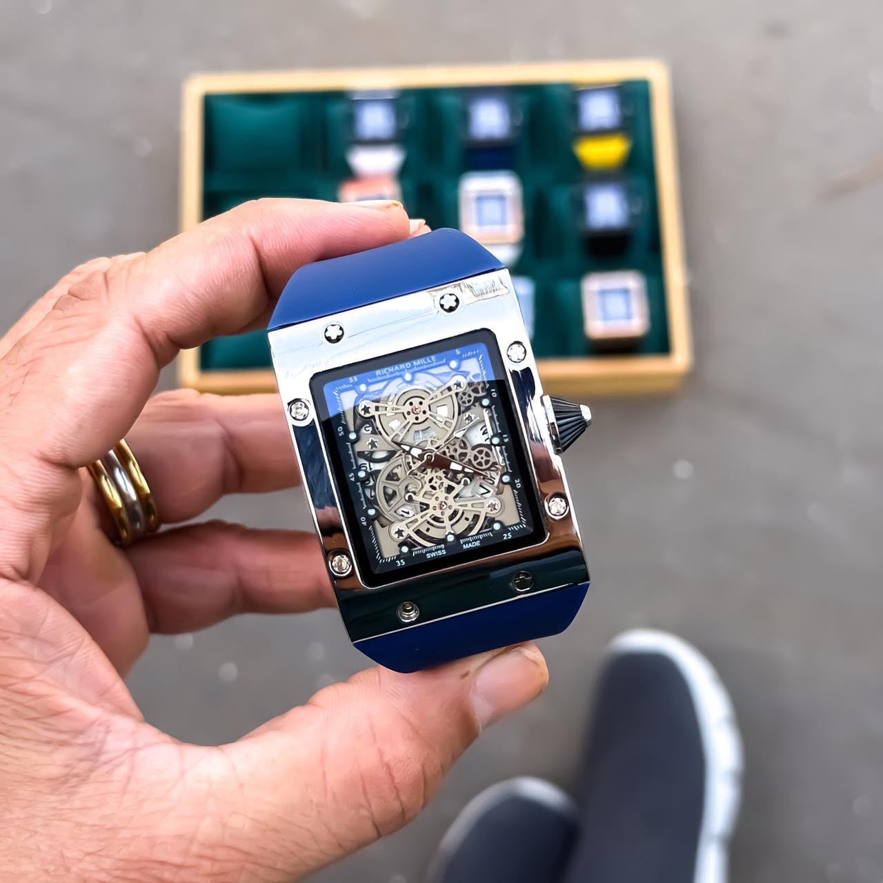 WATCH RM