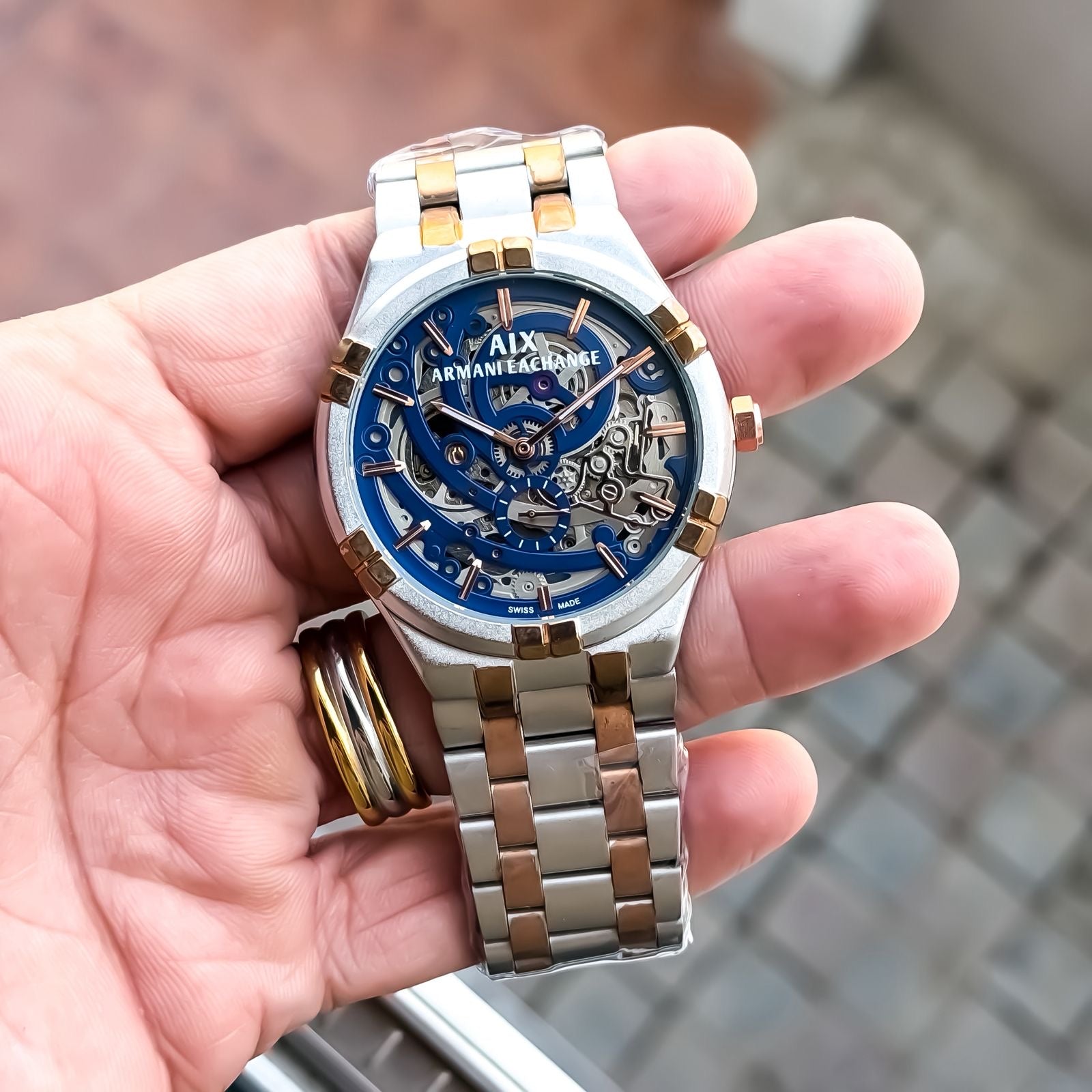 WATCH 096