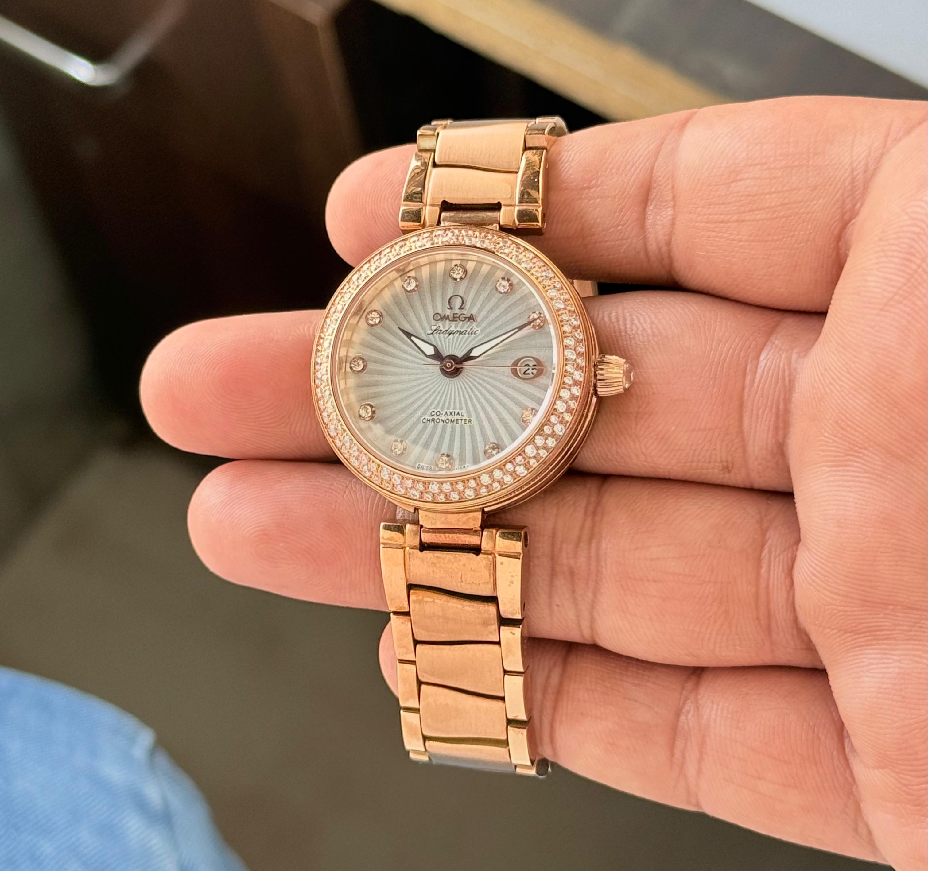 WOMEN WATCH 010