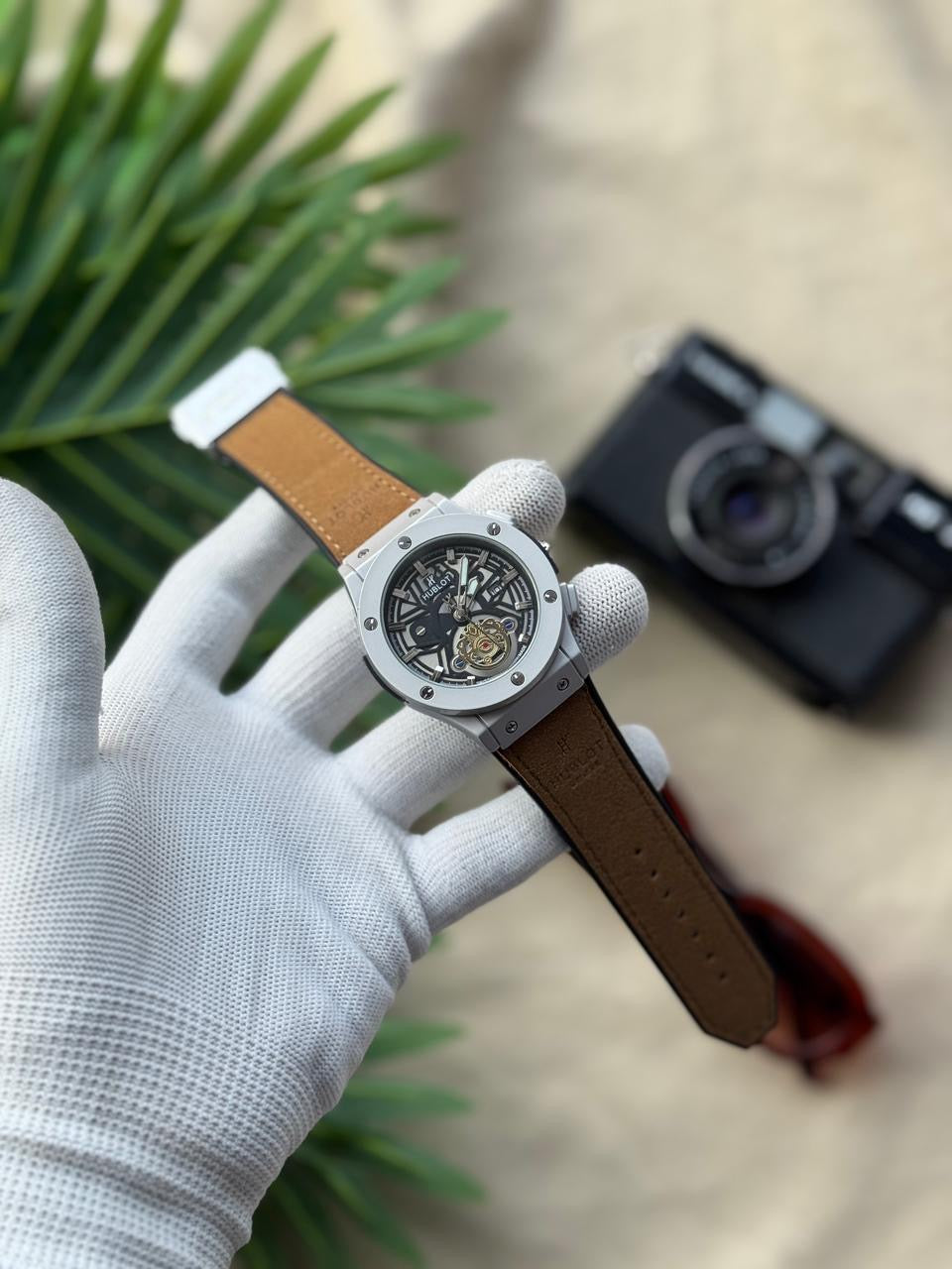 WATCH 054