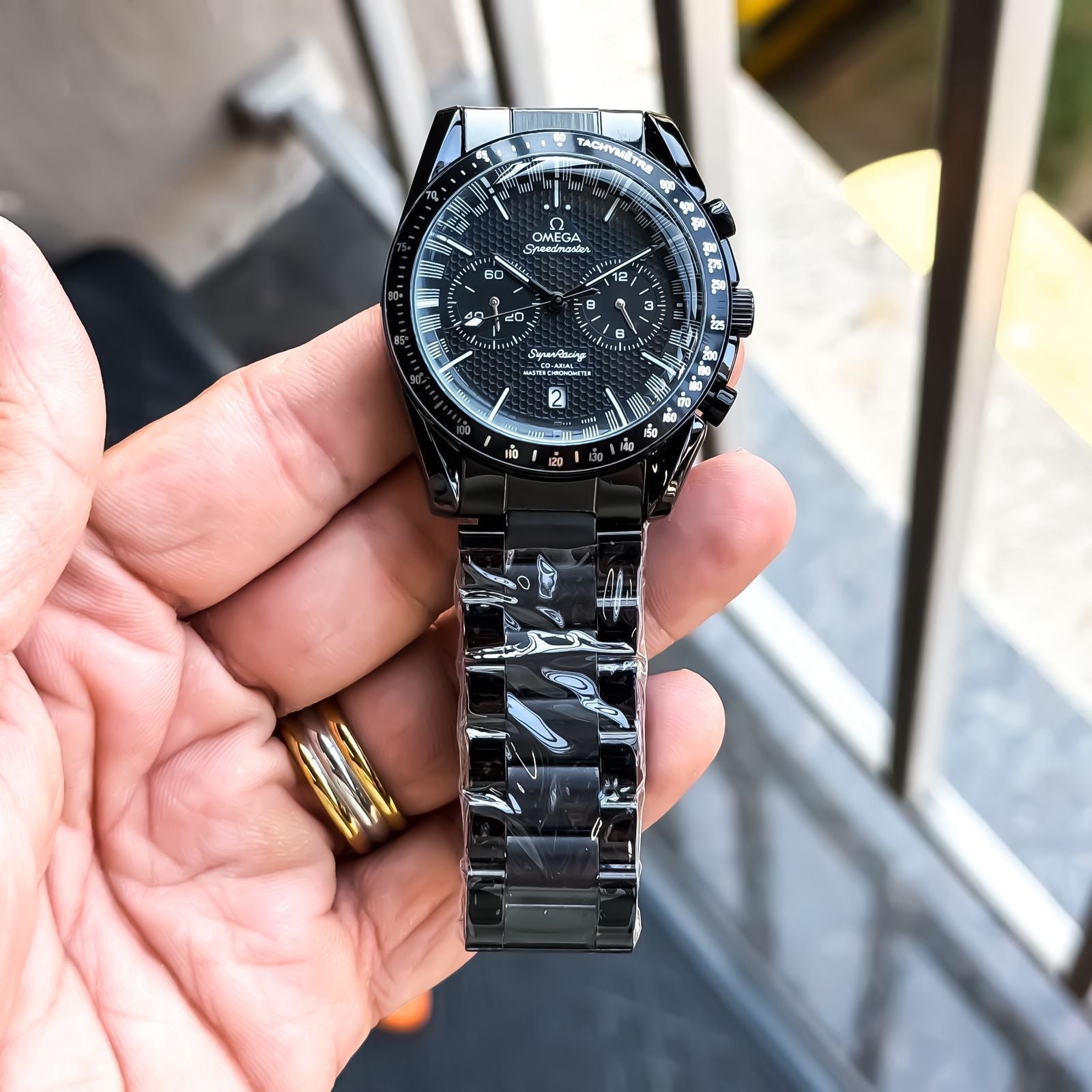 WATCH SPEEDMASTER