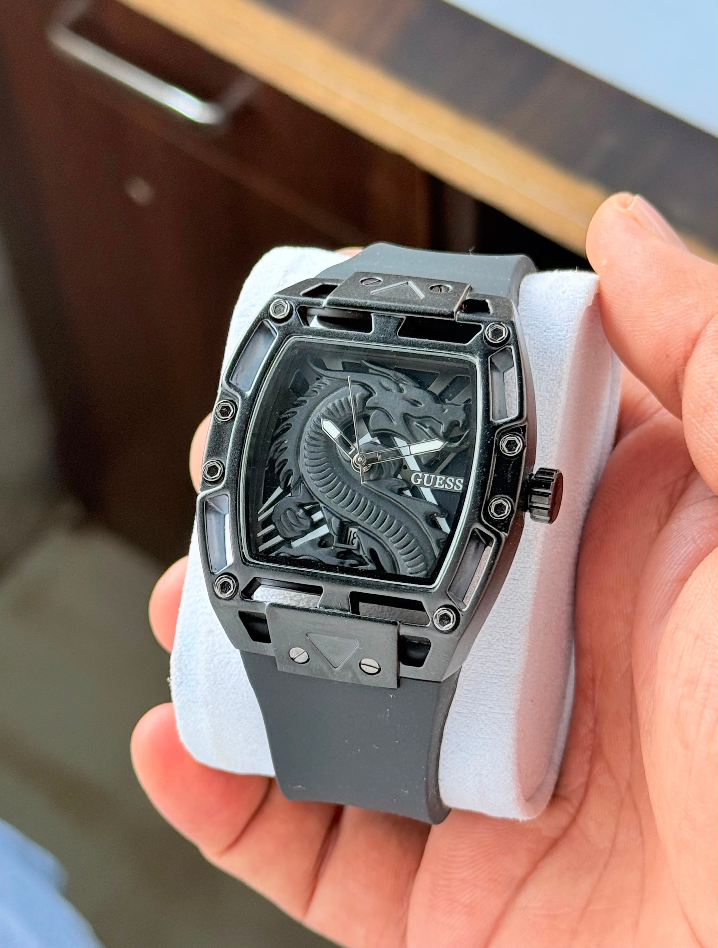 WATCH BOLD DRAGON