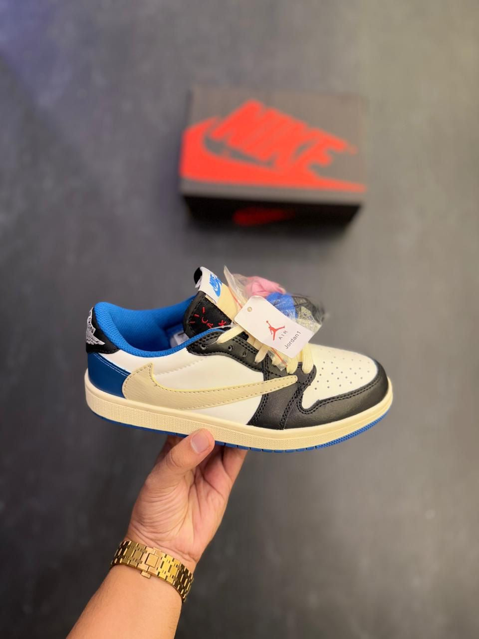 RETRO 1 TRAVIS SCOTT FRAGMENT