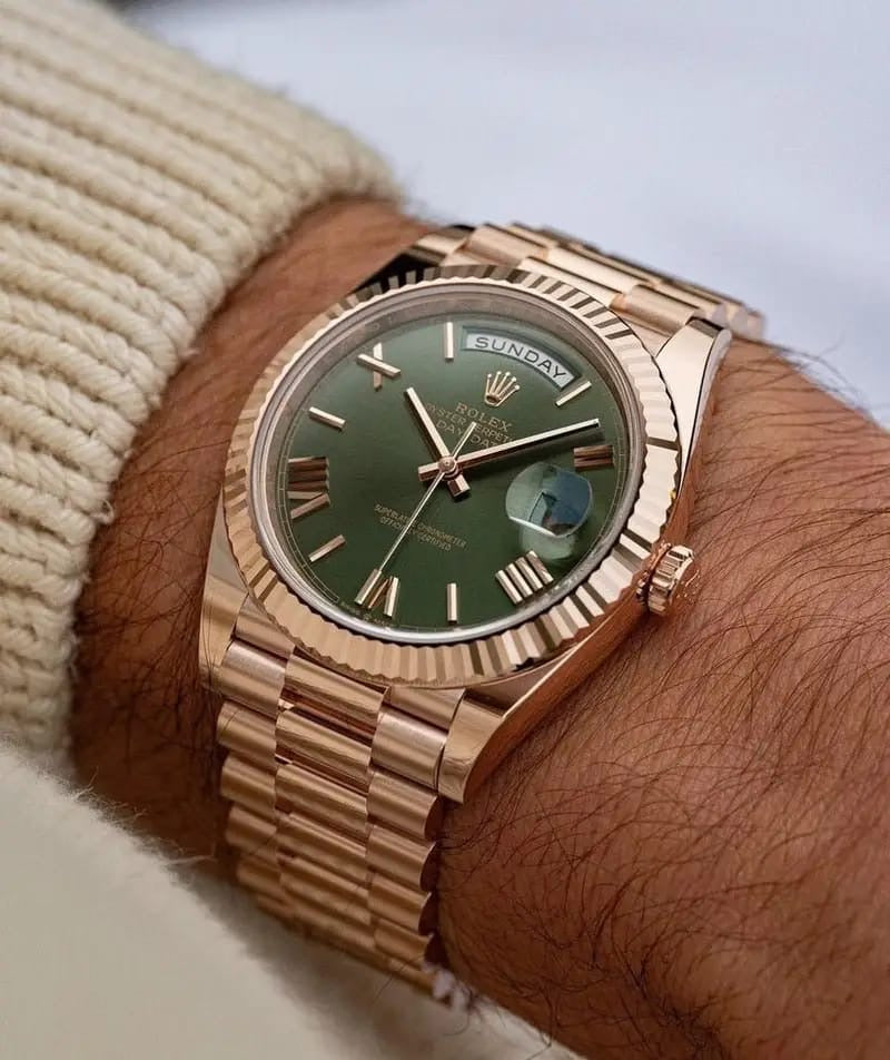 WATCH DAY DATE