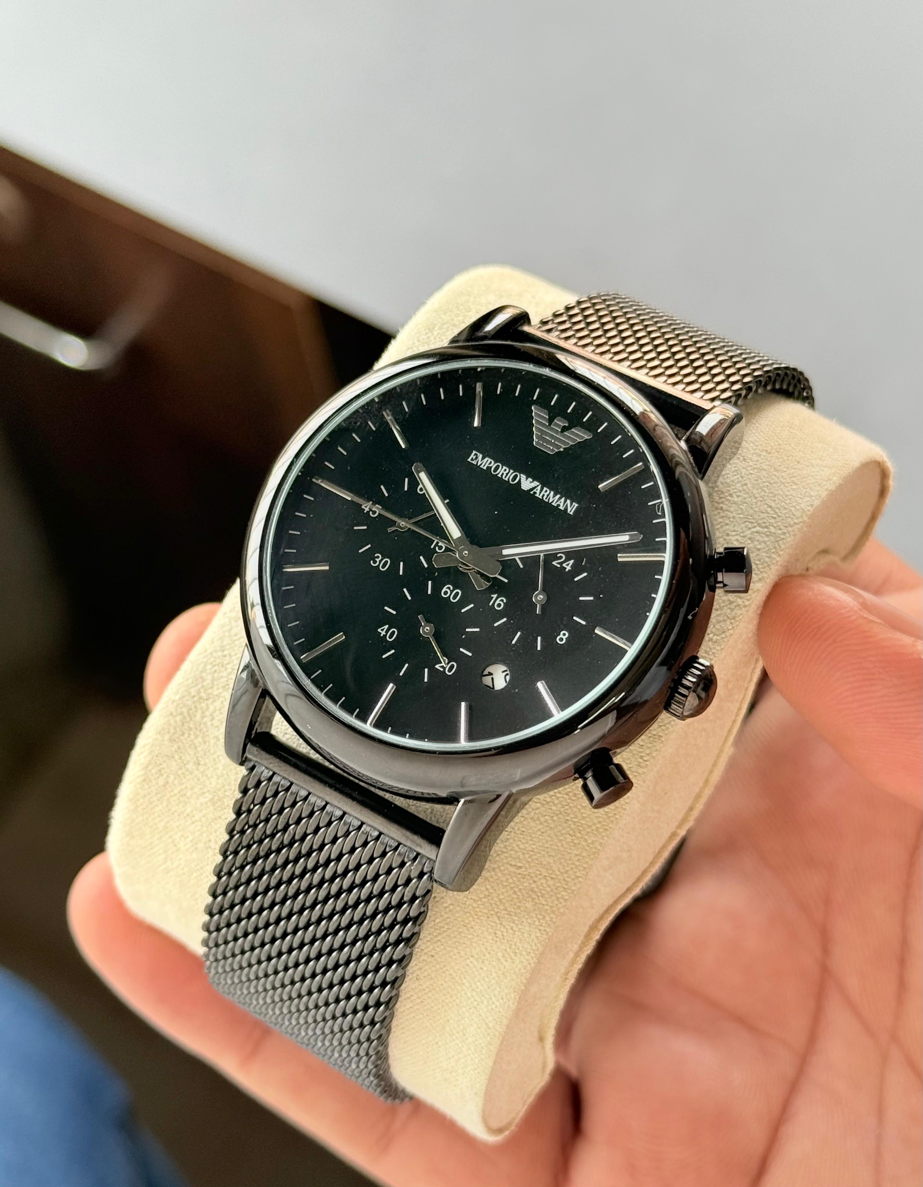 WATCH 118