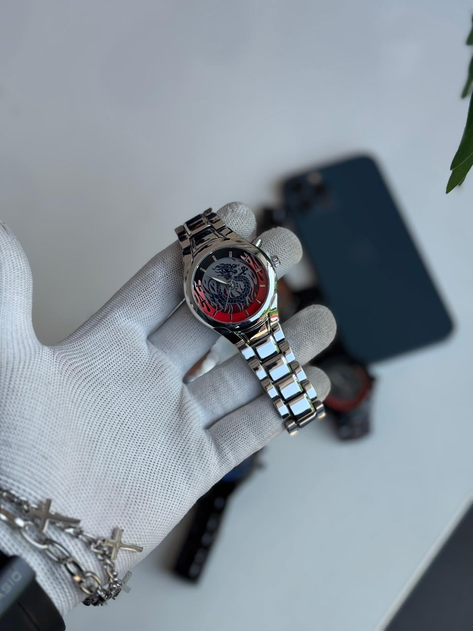 WATCH 157