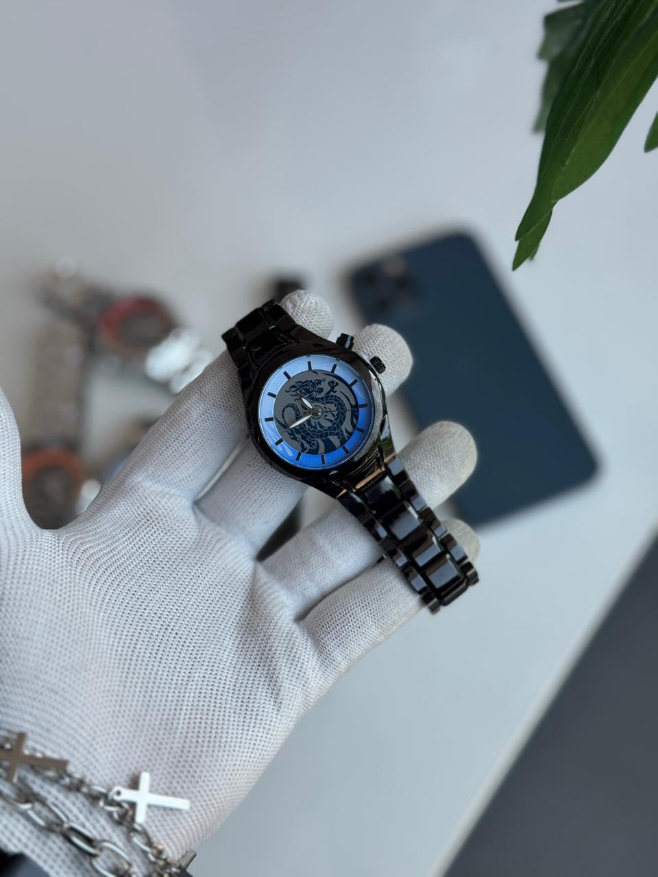 WATCH 156