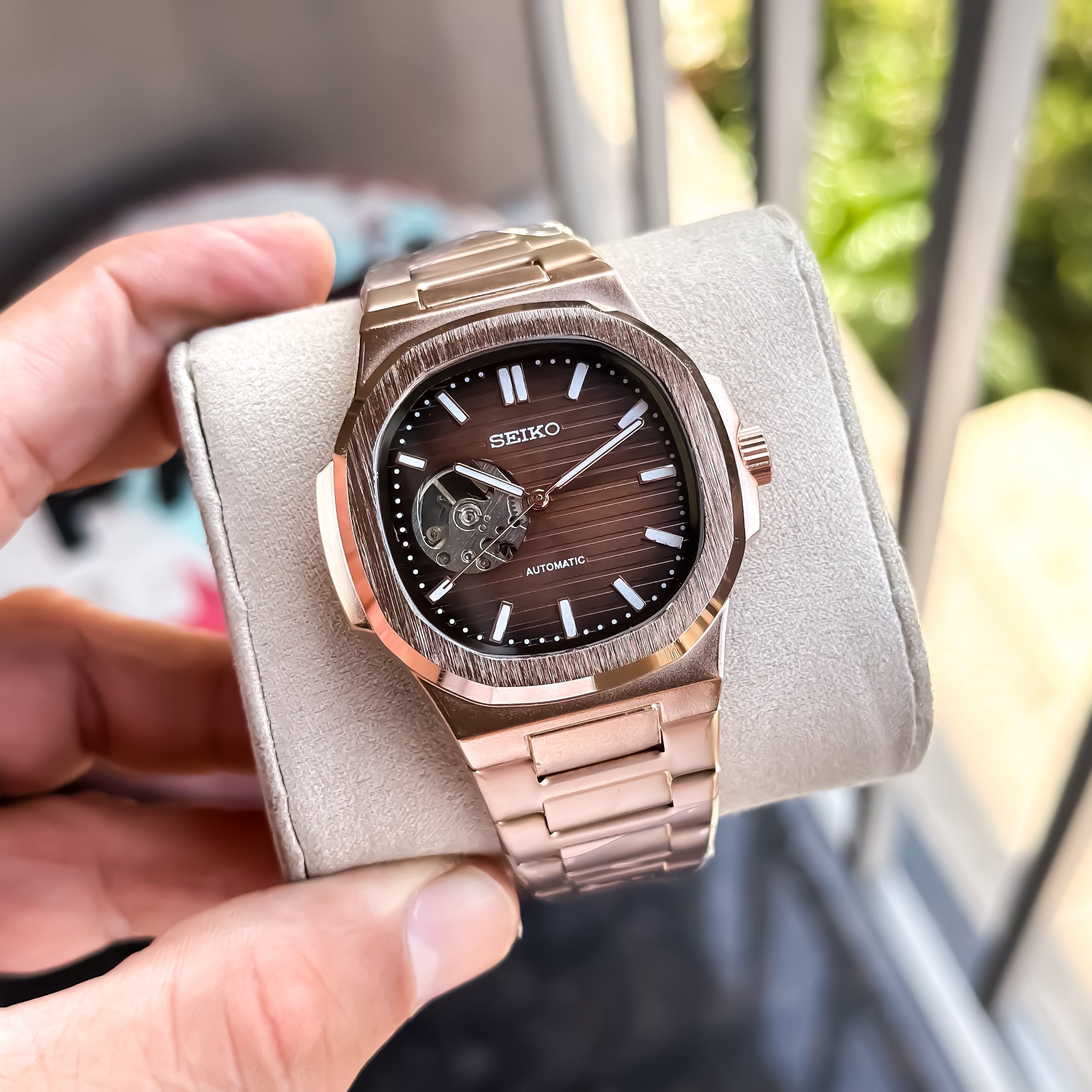 WATCH AUTOMATIC