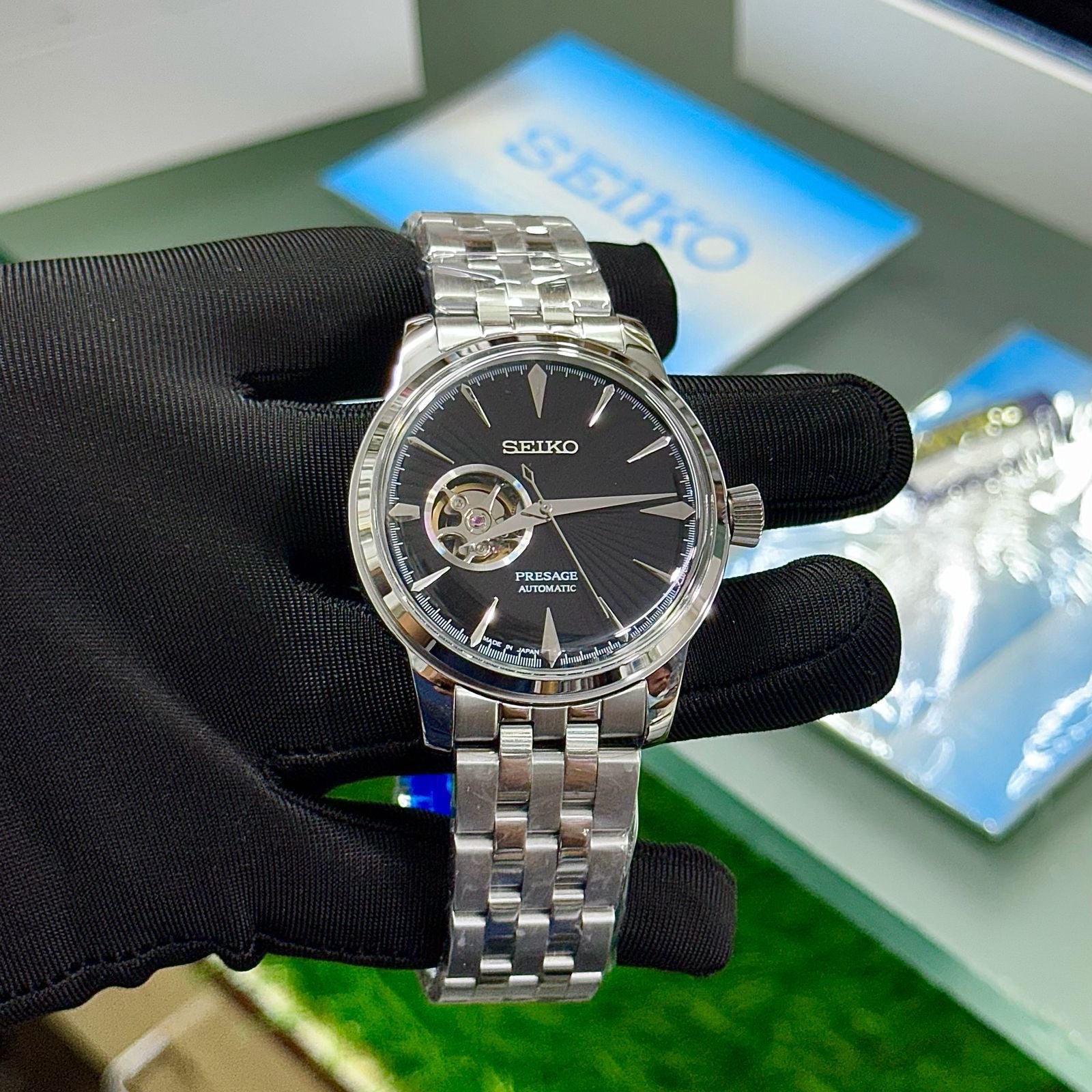 WATCH 072