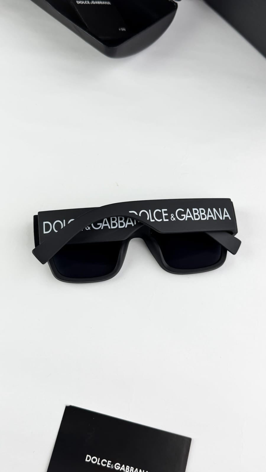 GLASS D&G 1