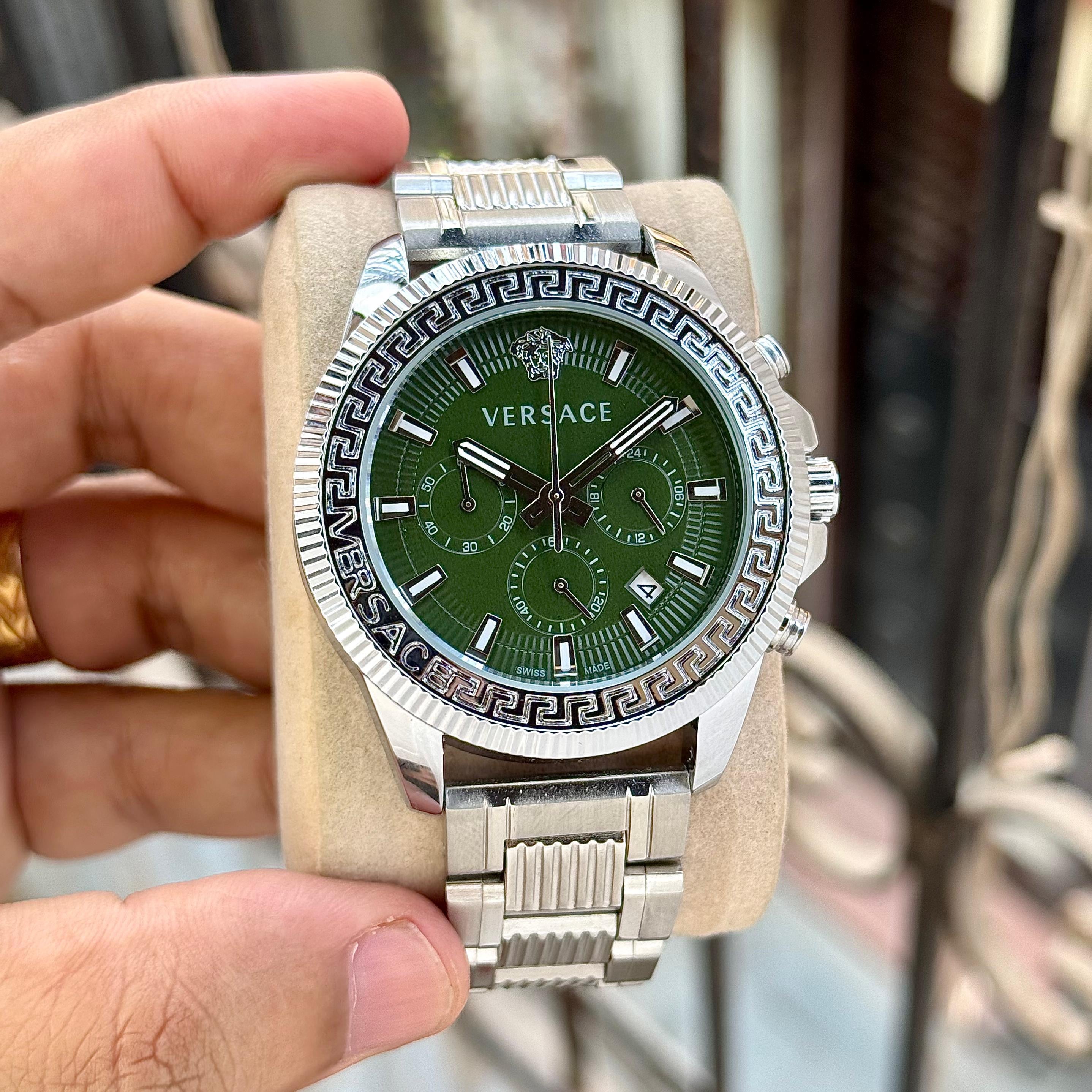 WATCH 083