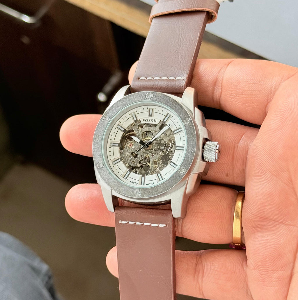 WATCH 121