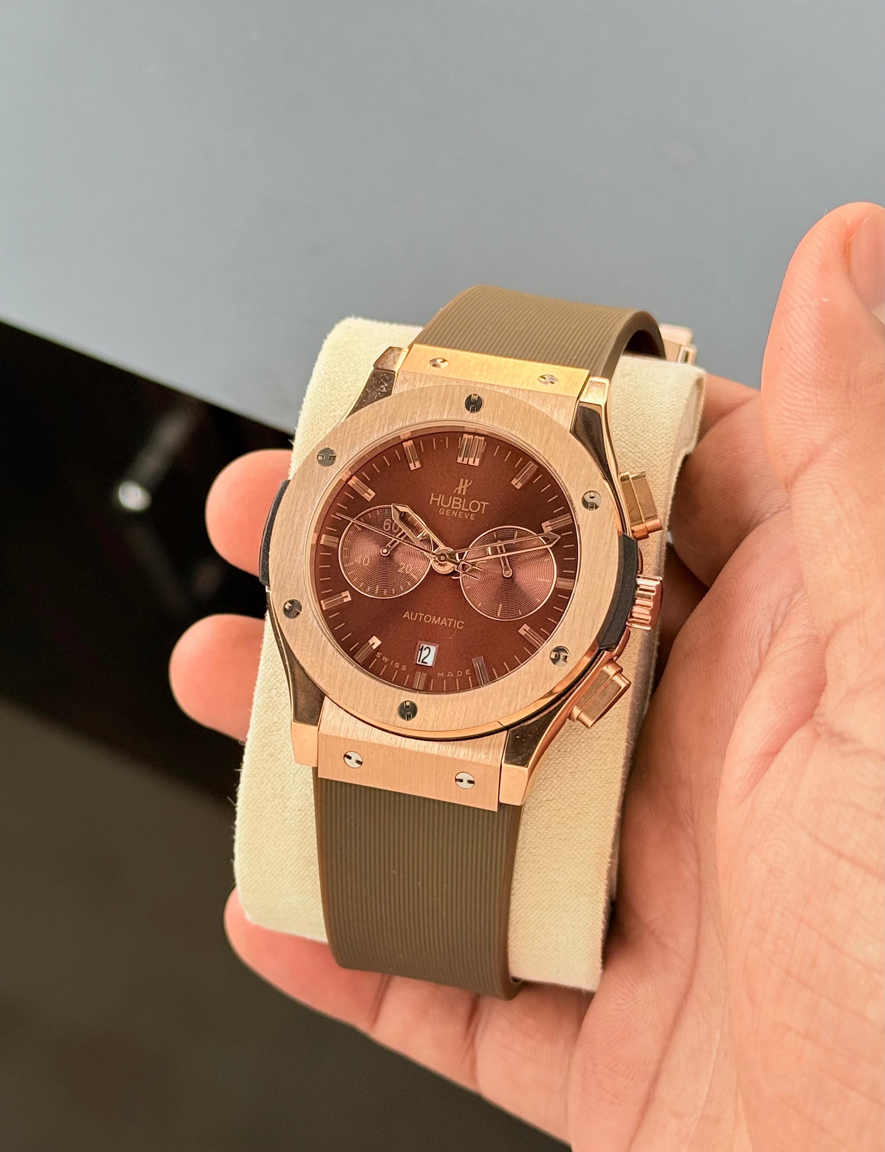 WATCH 042