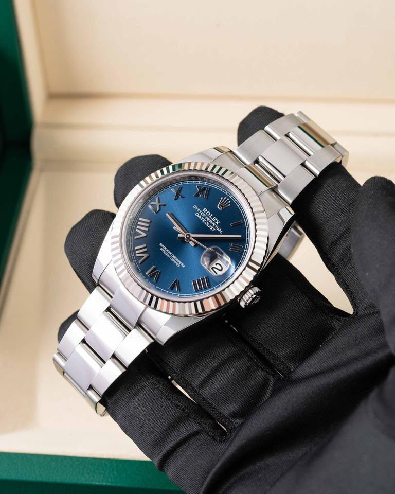 WATCH DATE JUST
