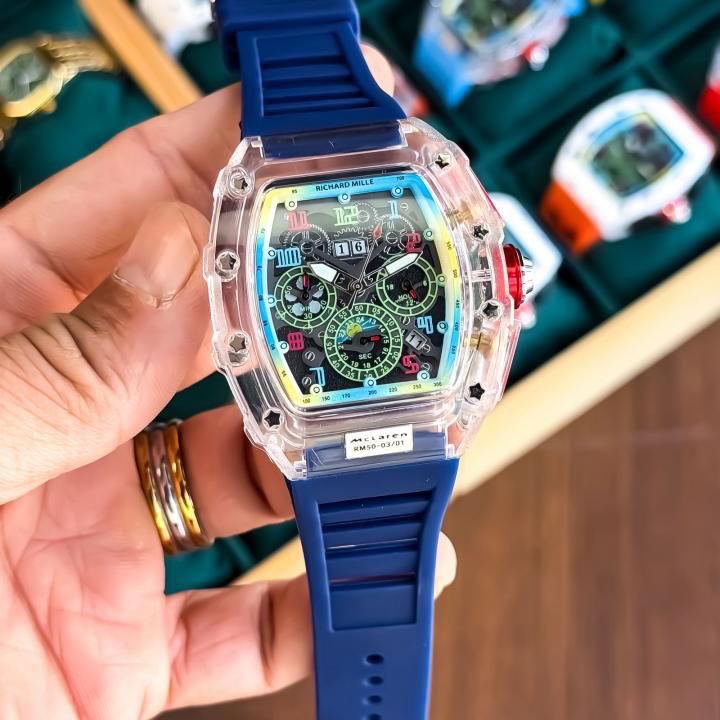 WATCH 043
