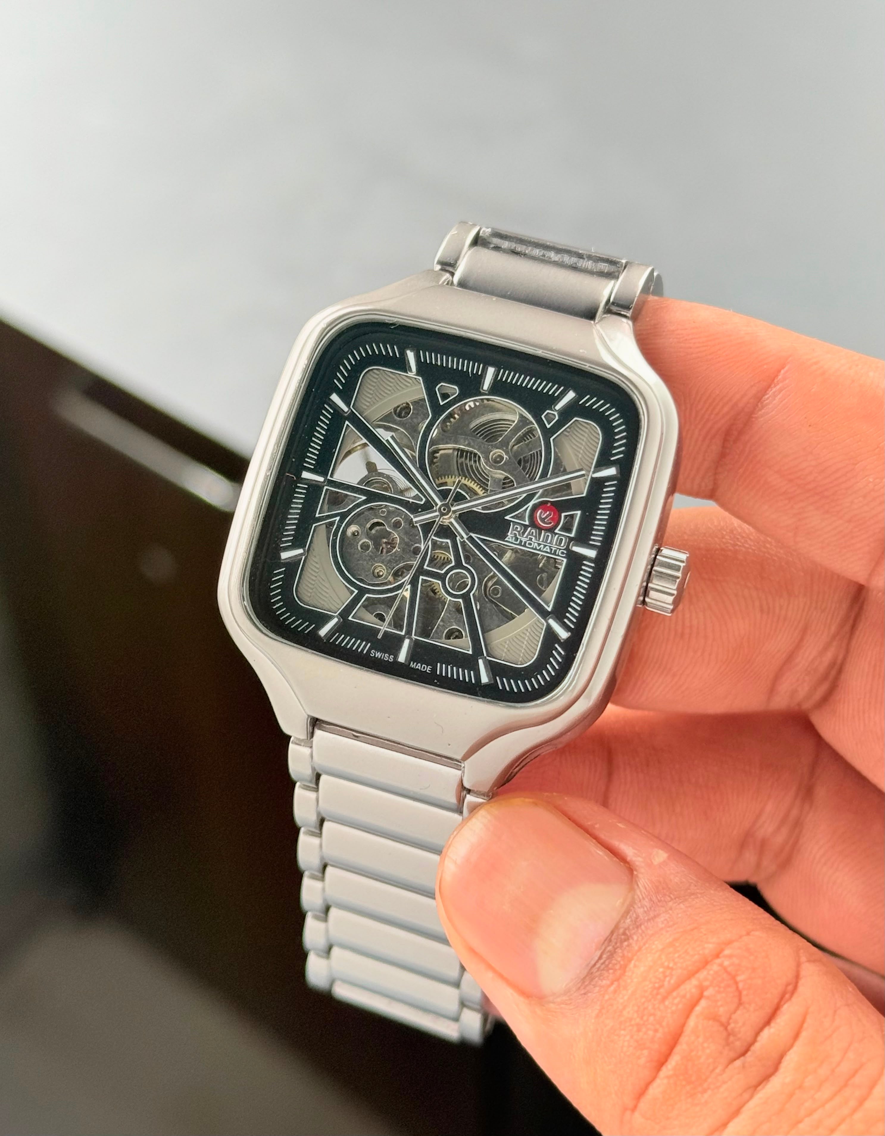 WATCH AUTOMATIC