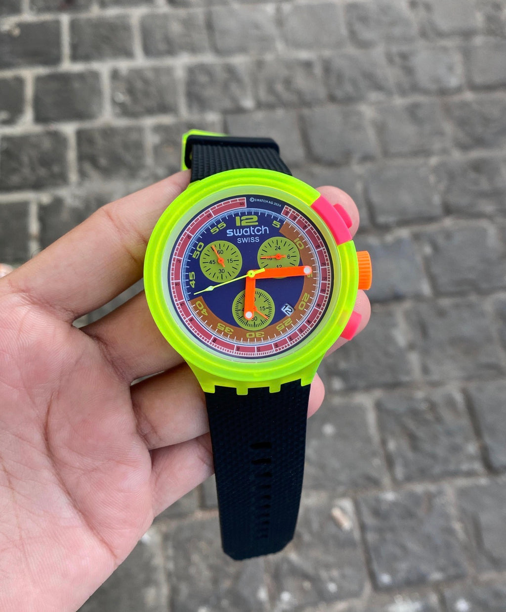 WATCH 051