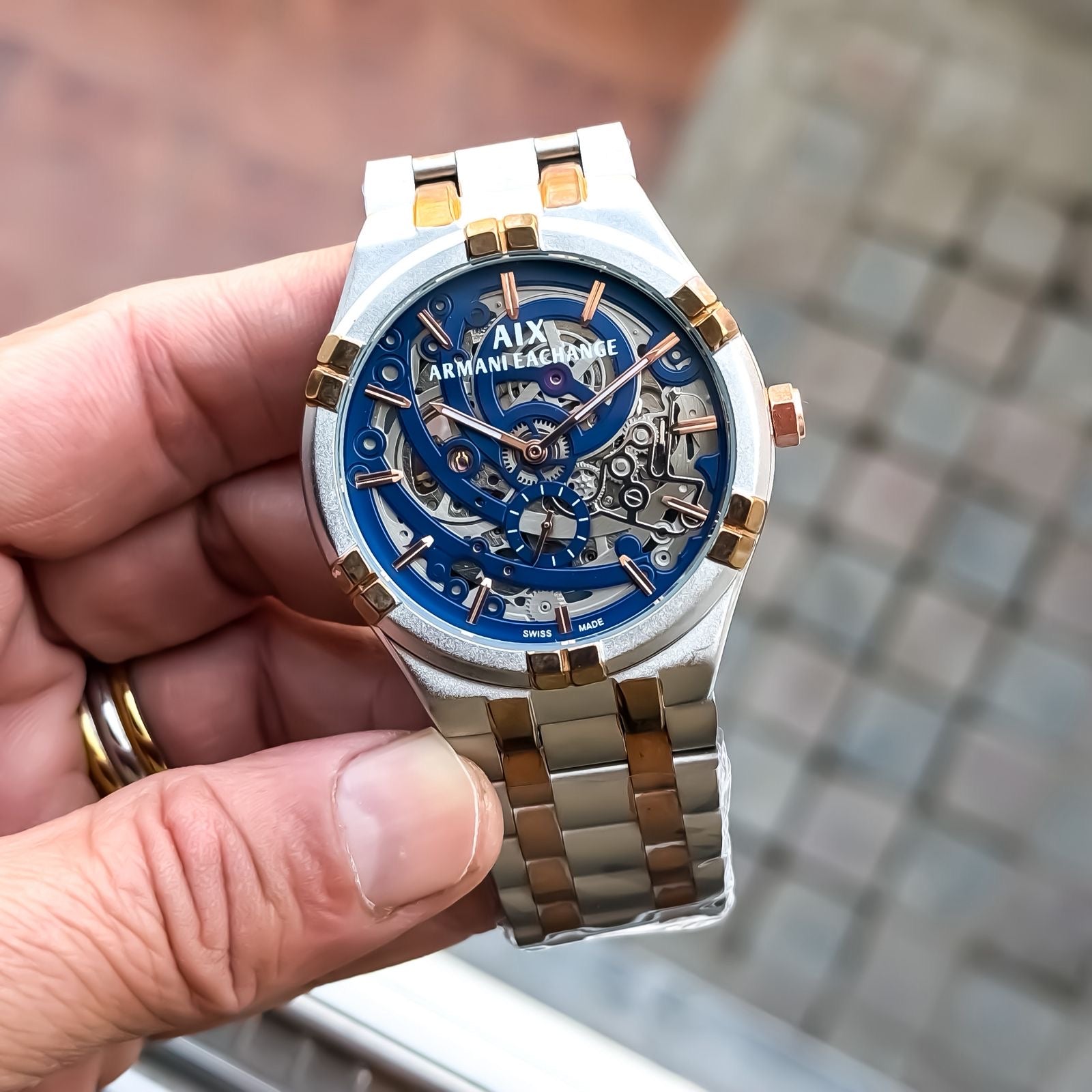 WATCH 096