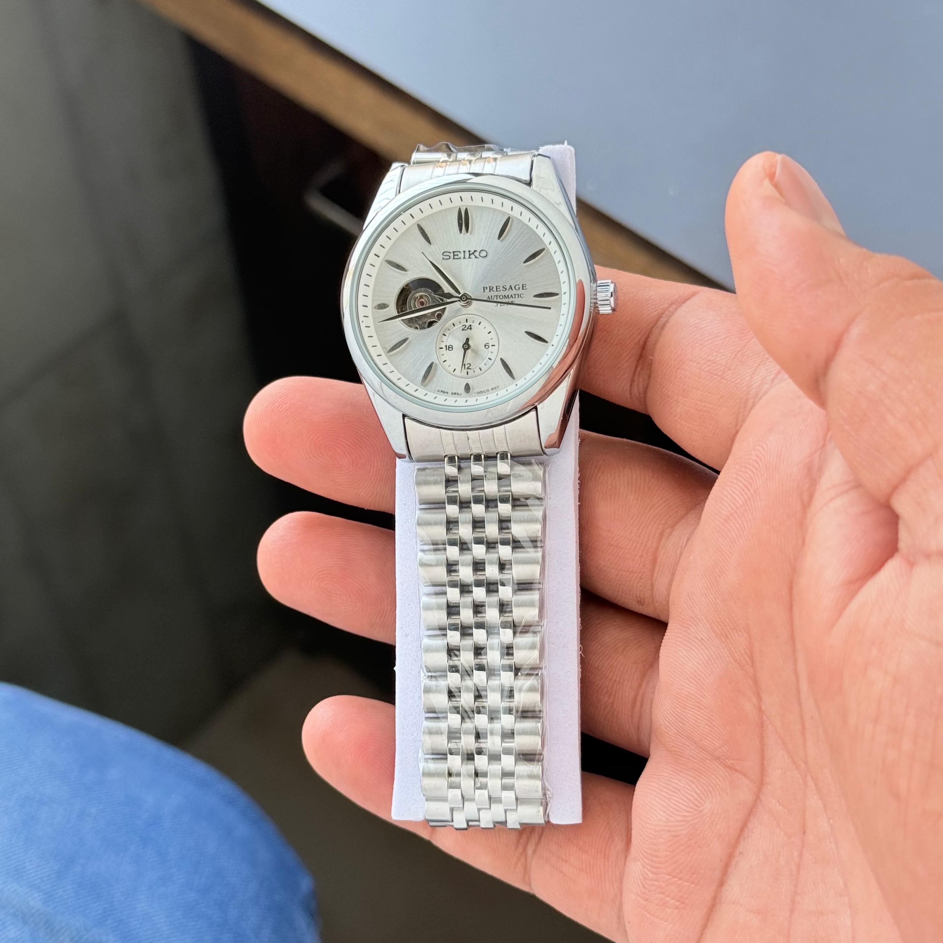 WATCH 080