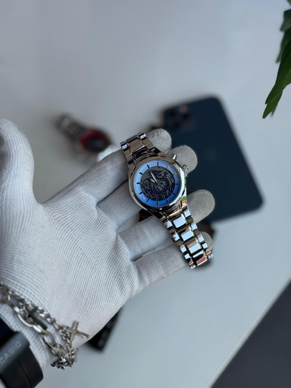 WATCH 157