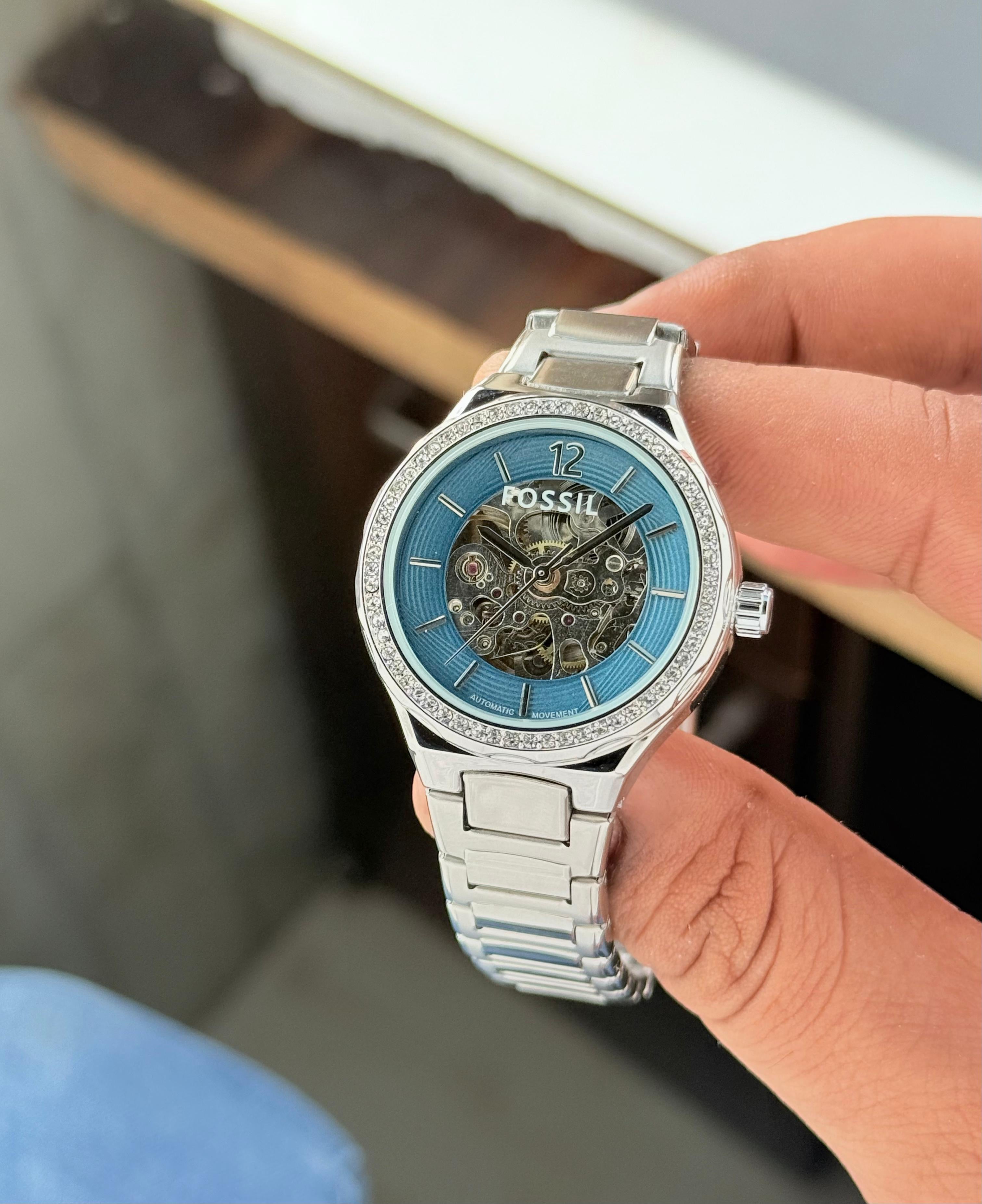WOMEN WATCH 030