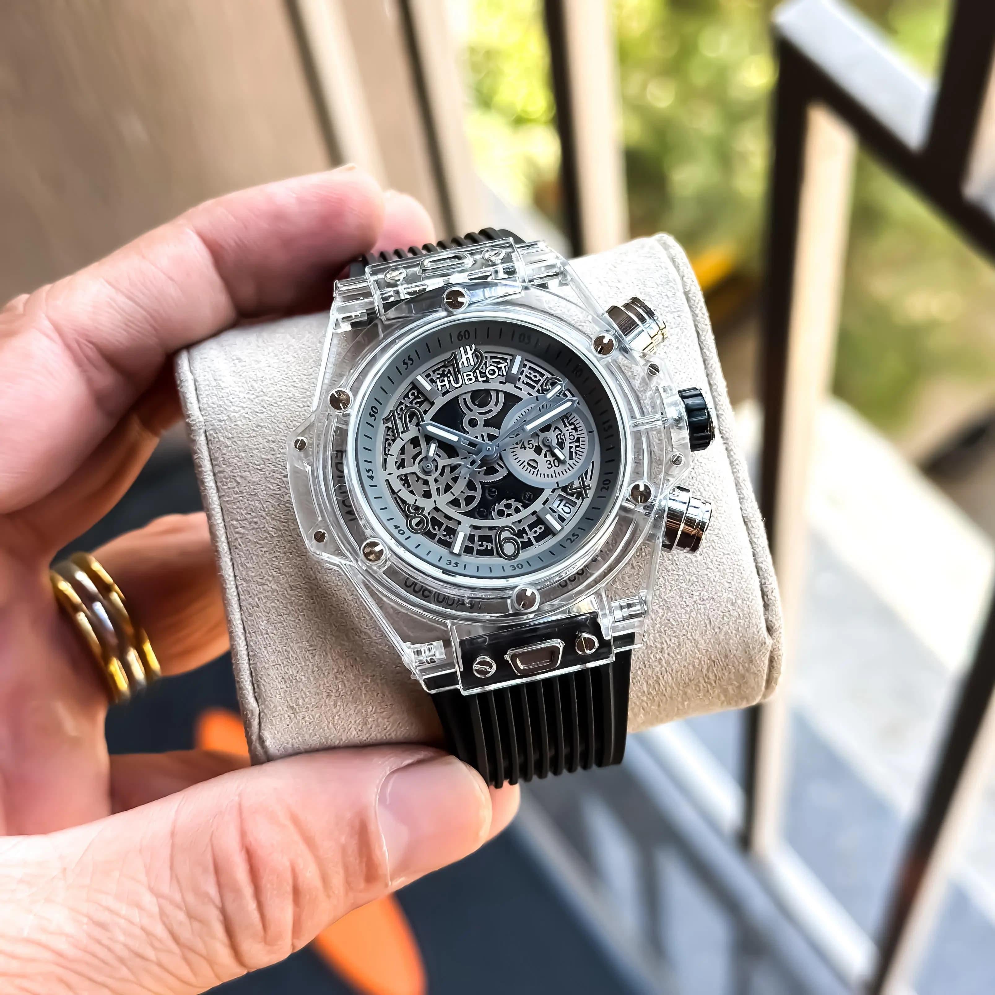 WATCH 162