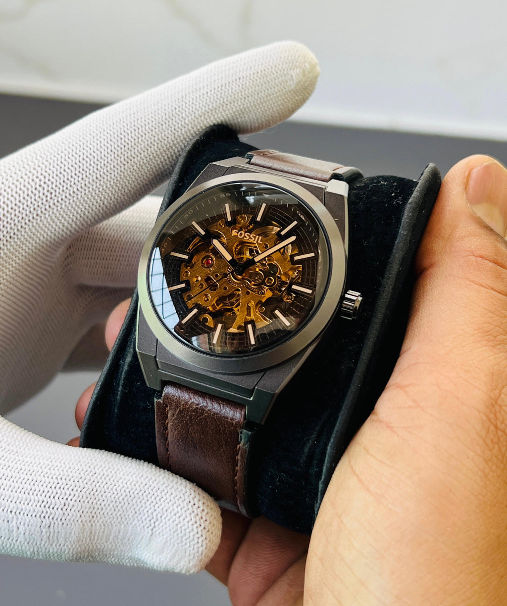 WATCH 125