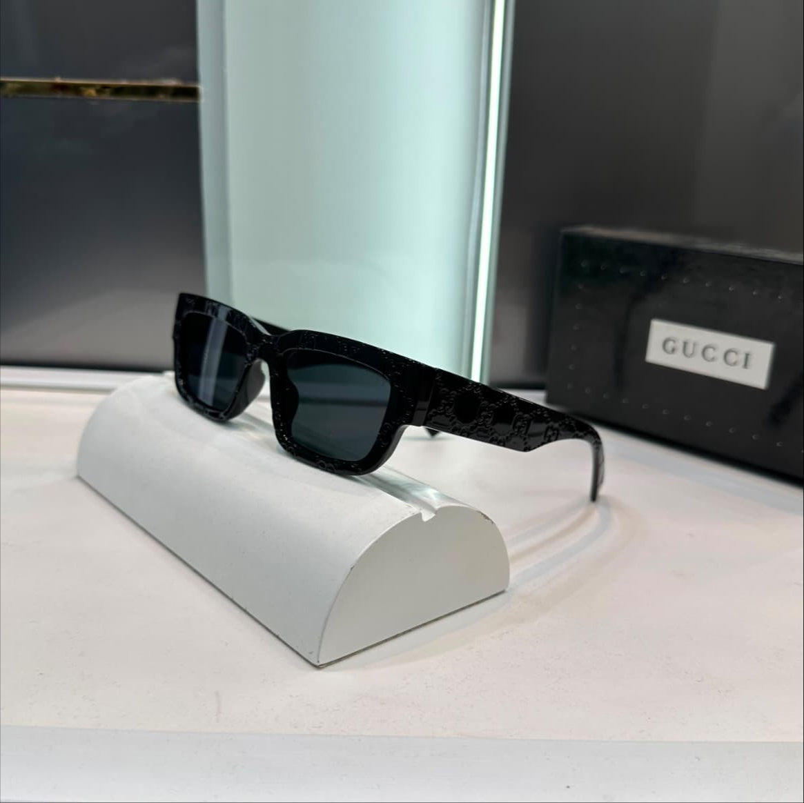 GLASS 8888