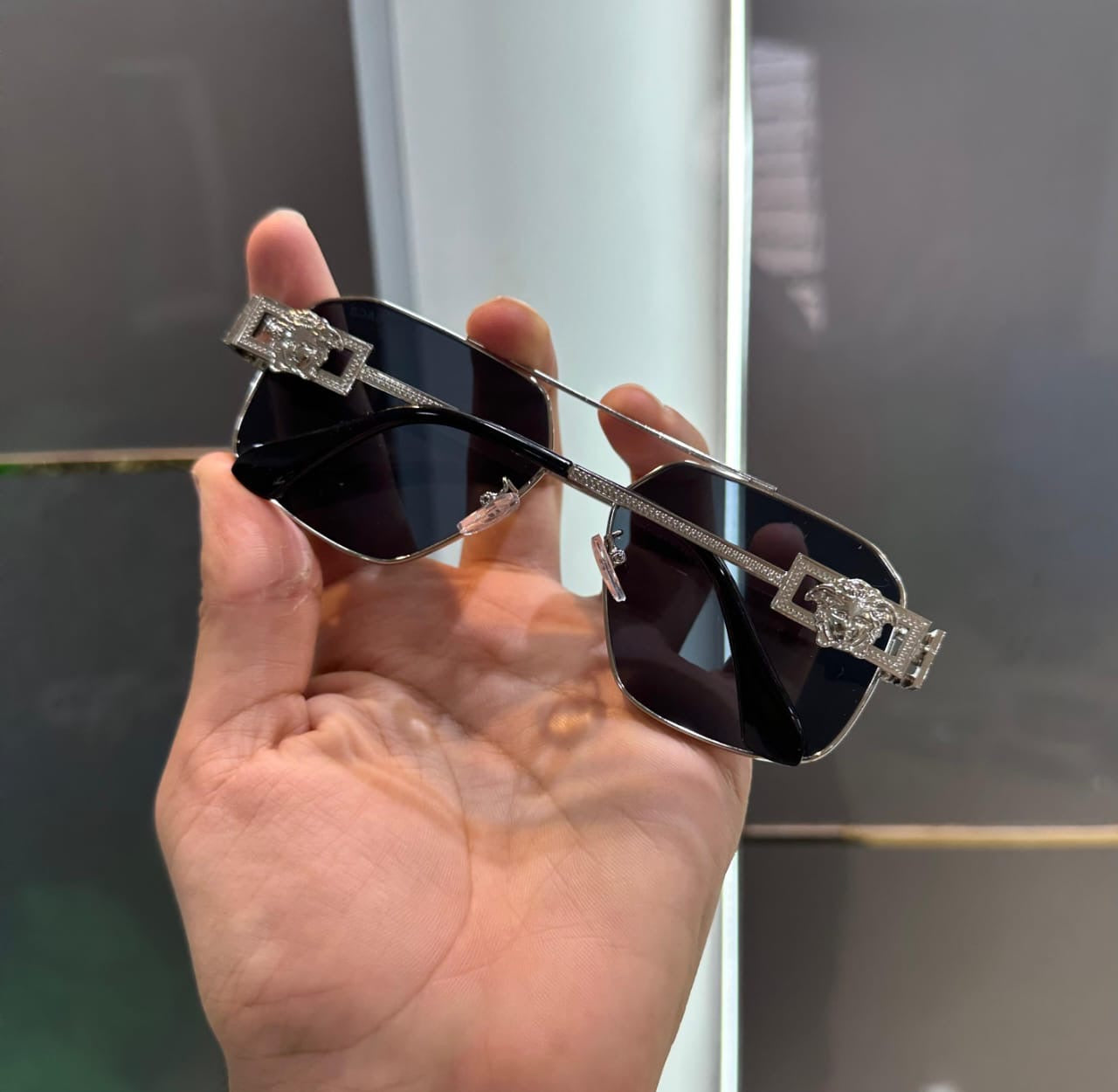 GLASS 101