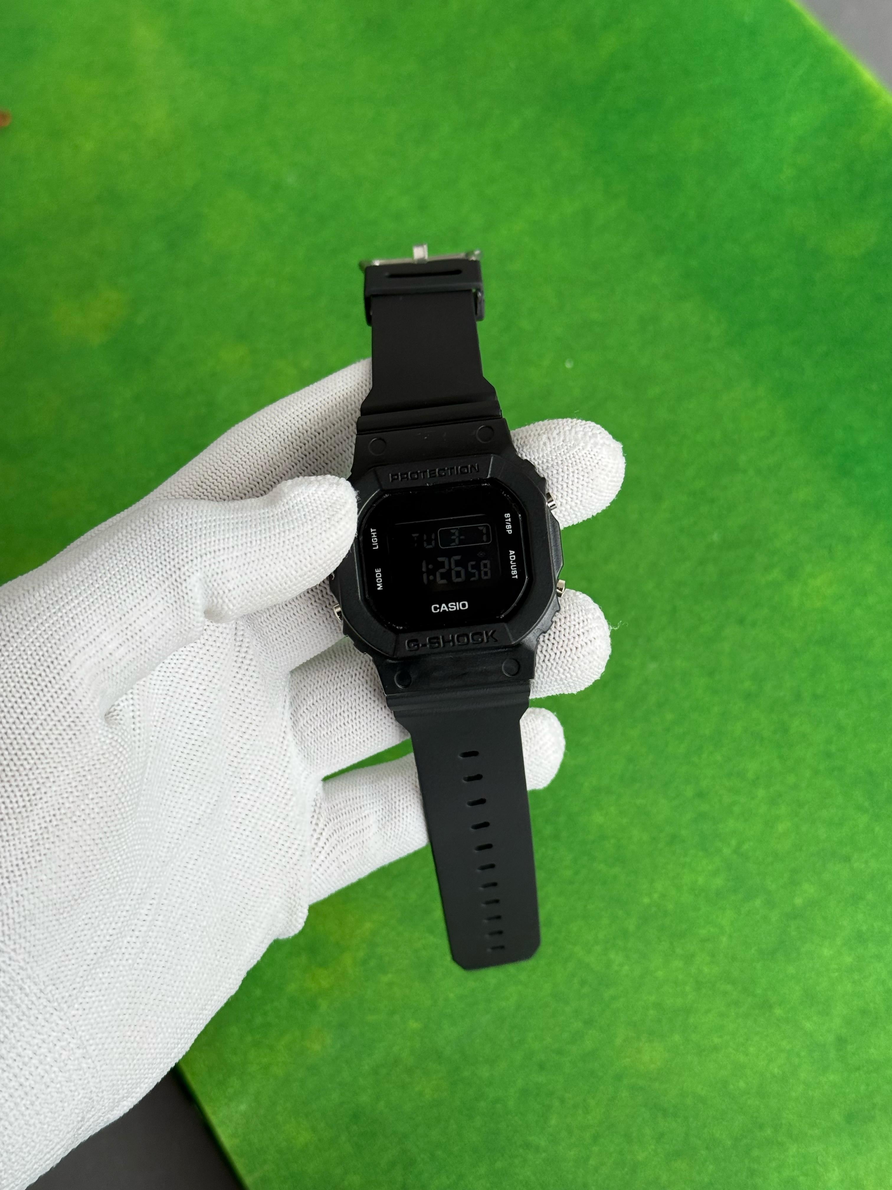 WATCH DW-5600UB