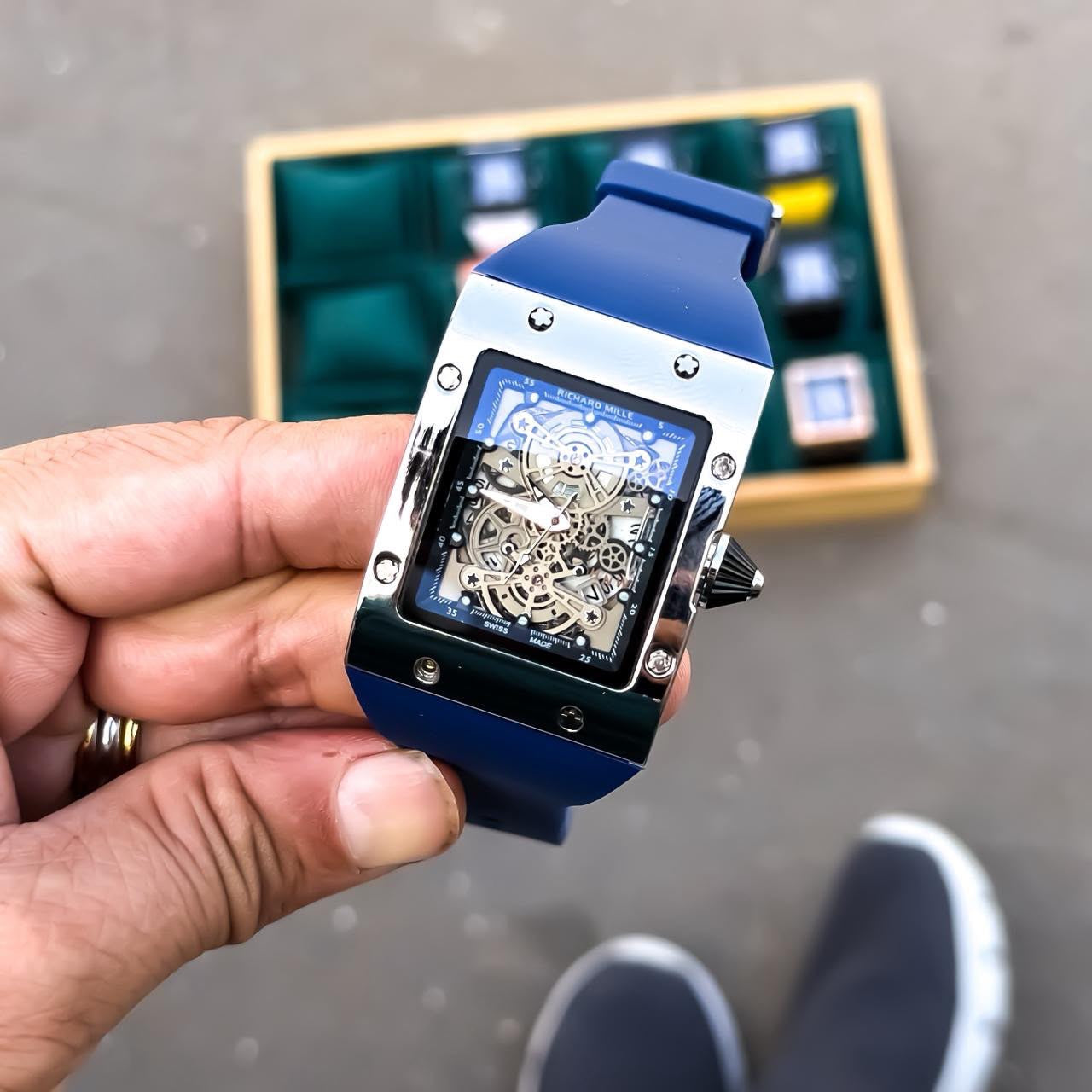 WATCH RM