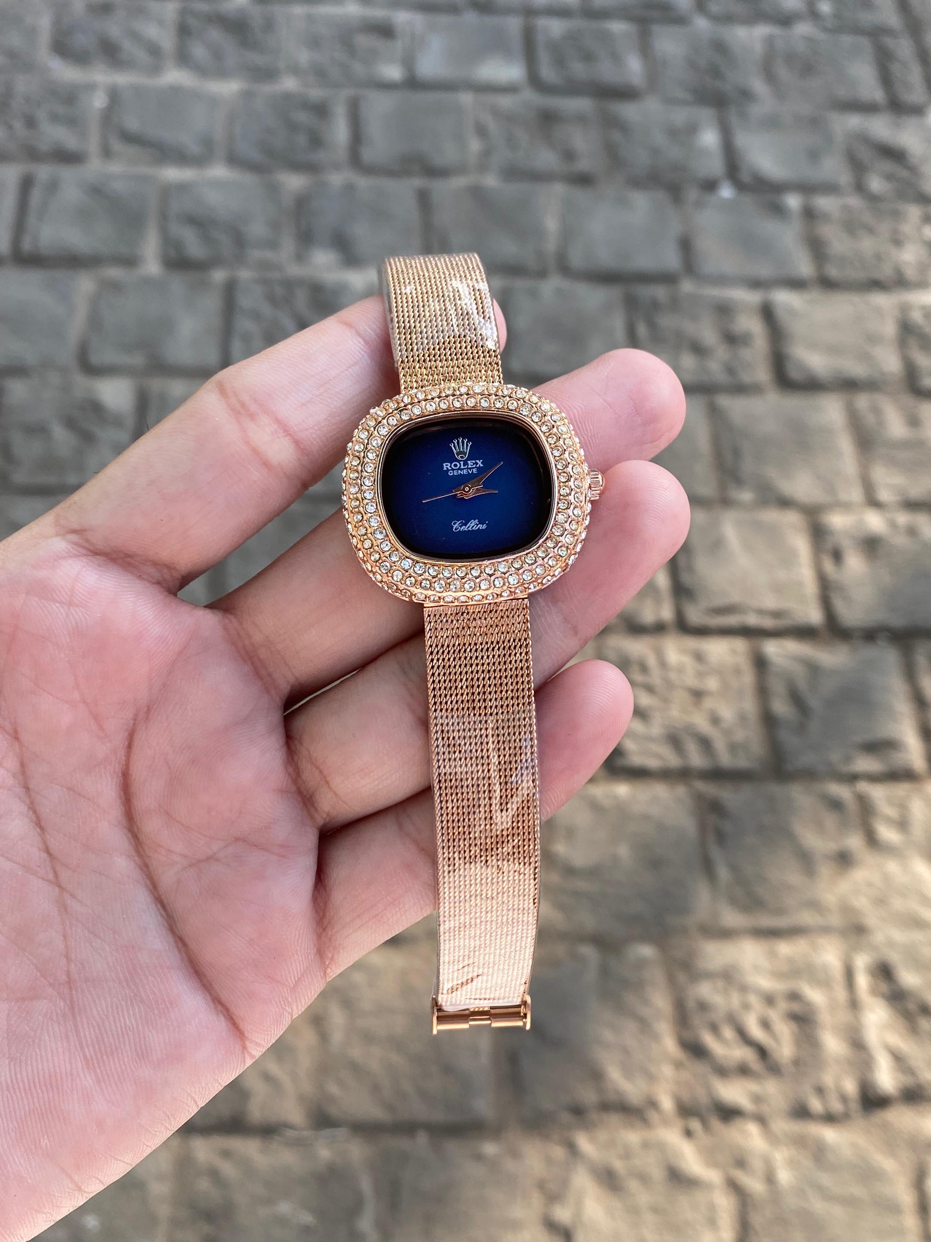 WOMEN WATCH 027