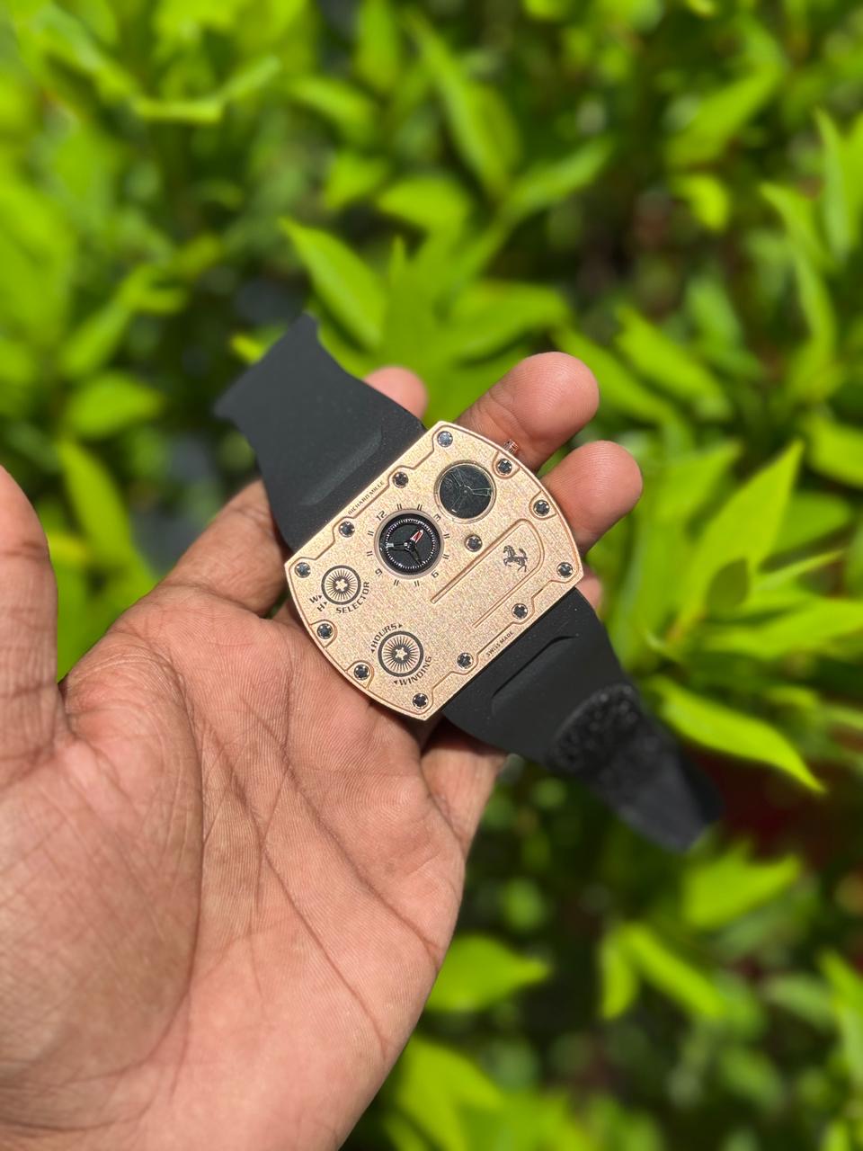 WATCH 105