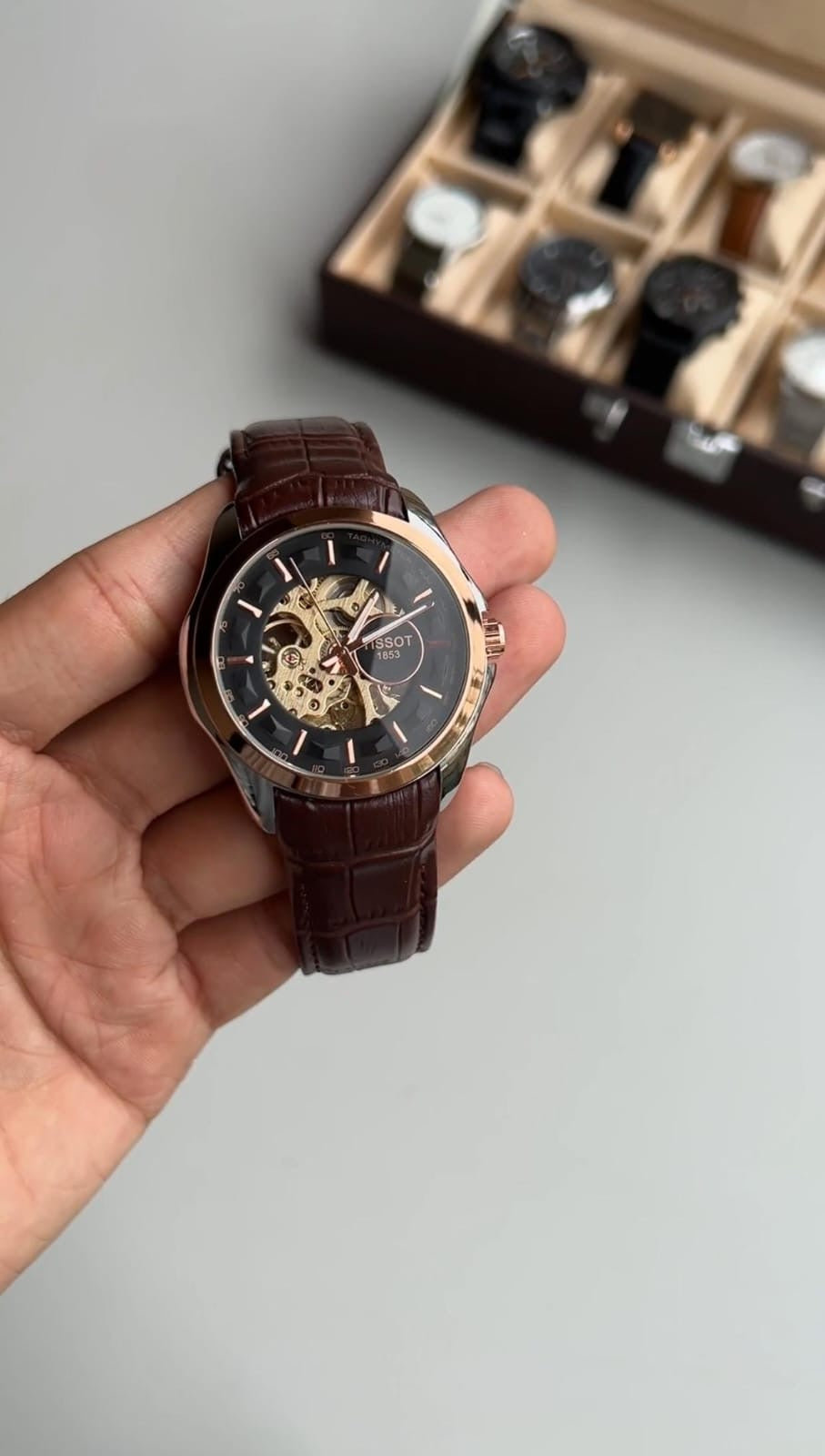 WATCH 138