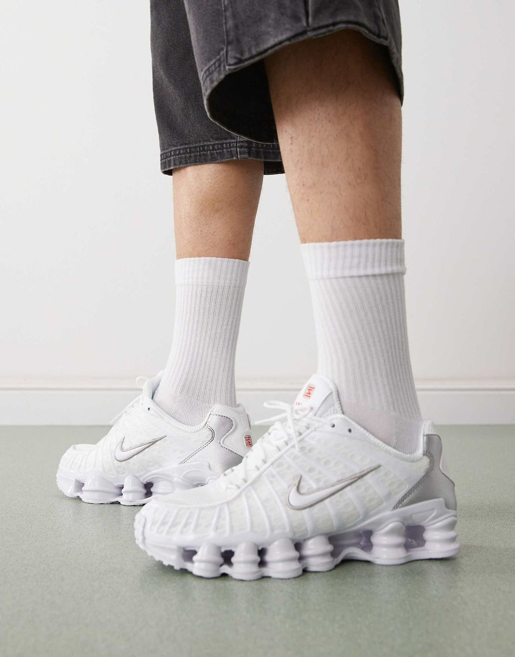 SHOX TL TRIPPLE WHITE