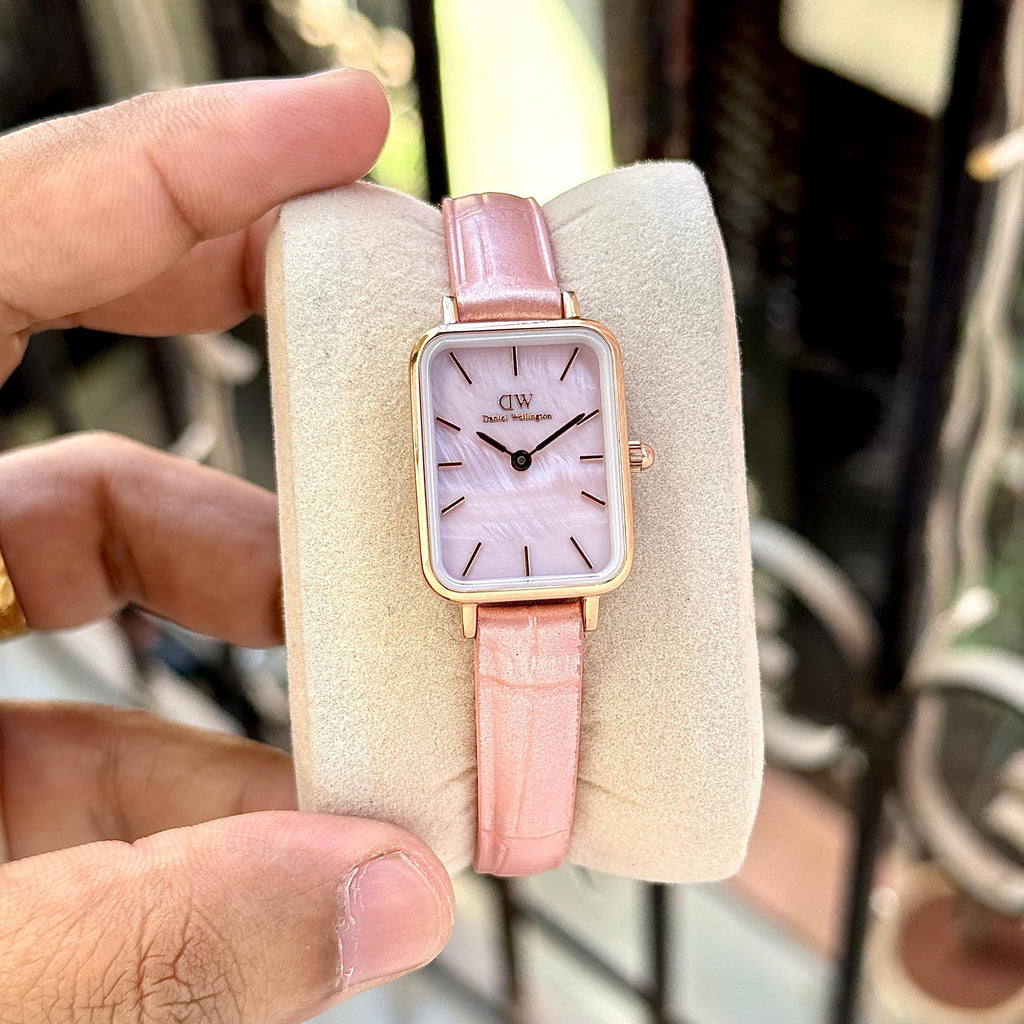 WOMEN WATCH DW