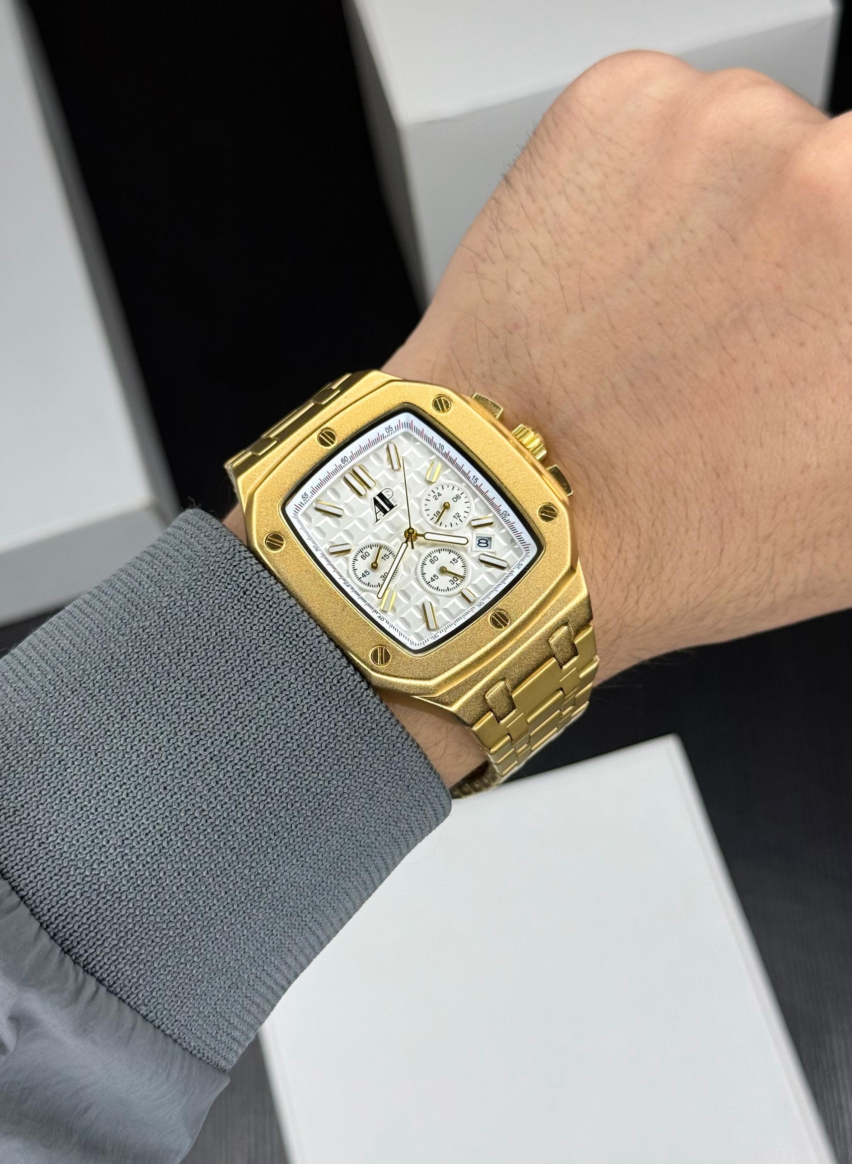 WATCH AP OAK 200