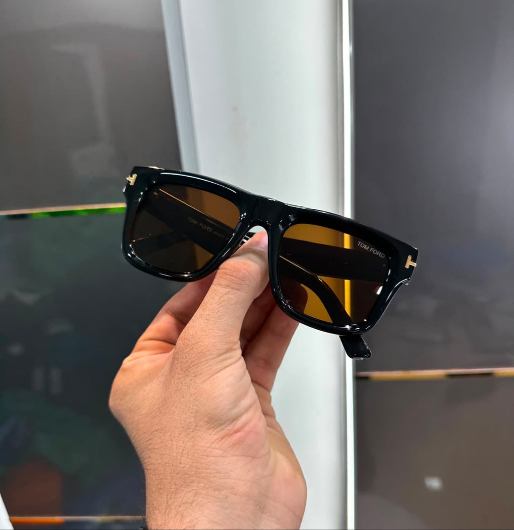 GLASS 10001