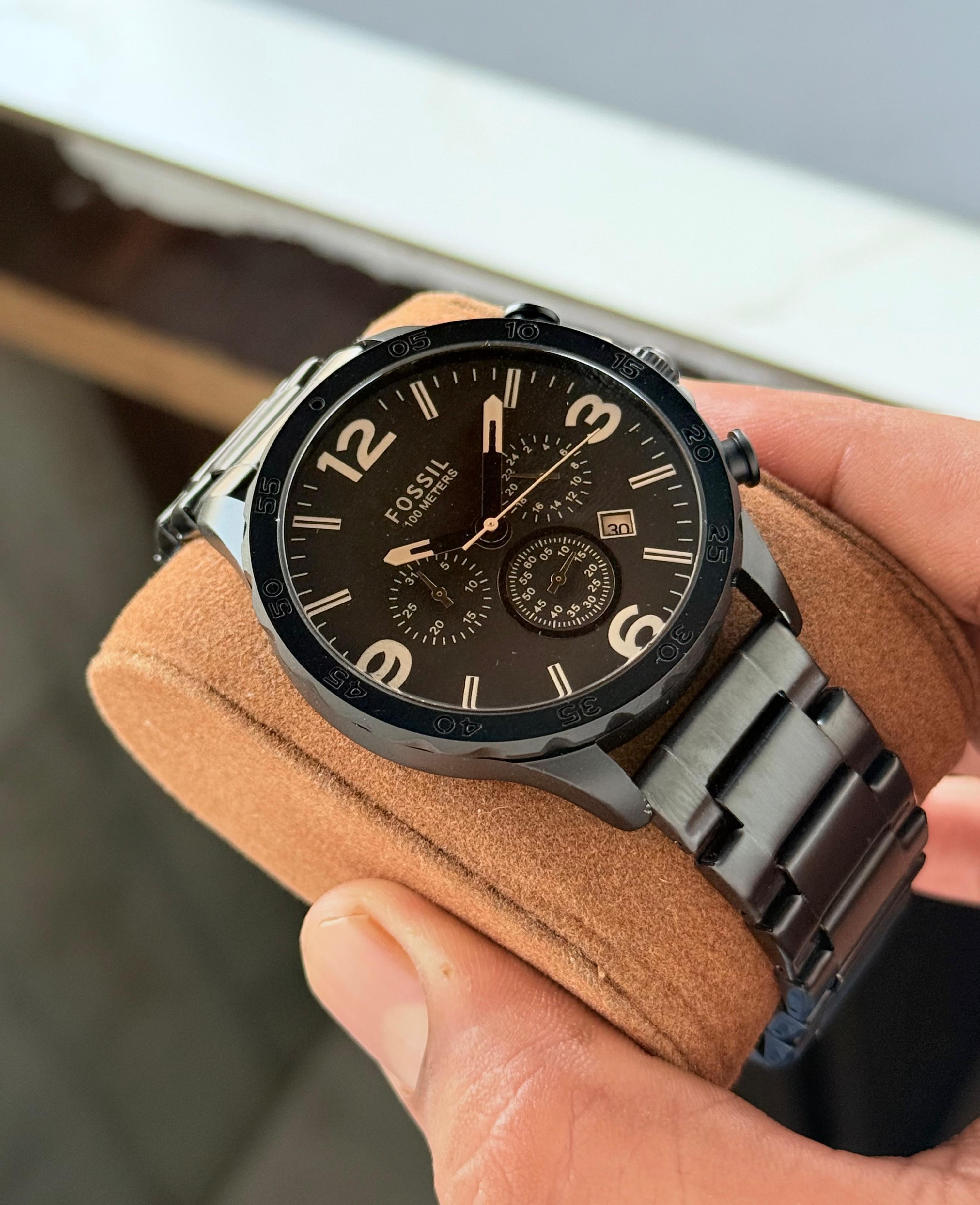 WATCH 135