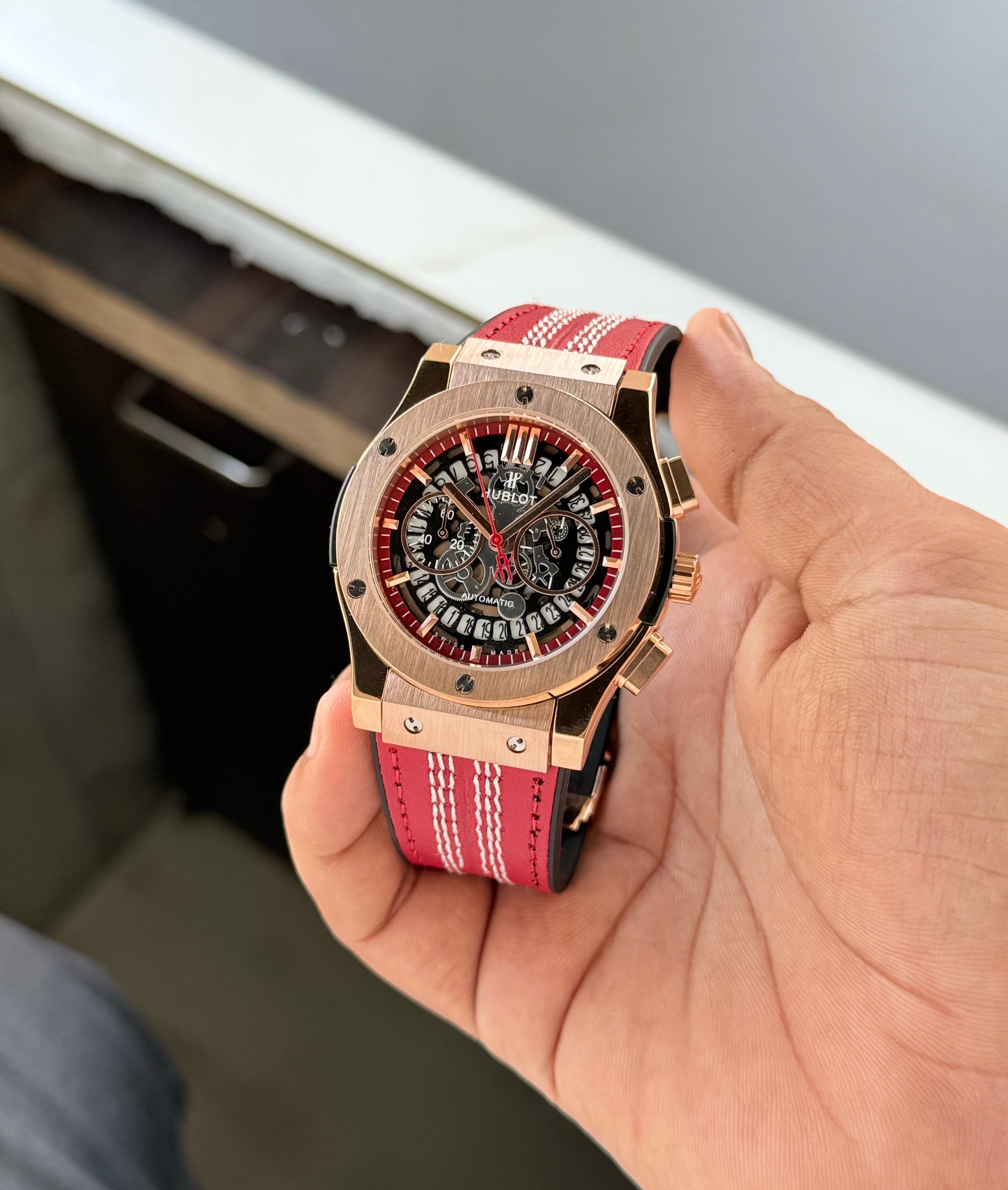 WATCH 032