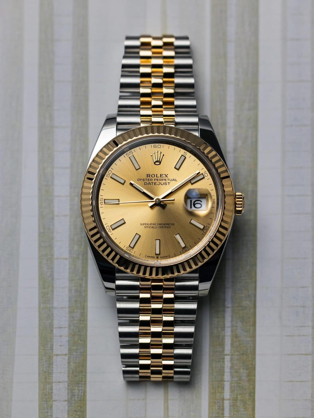 WATCH 045