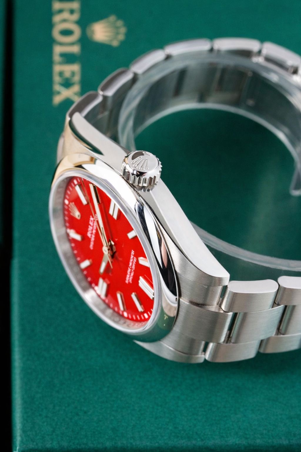 WATCH 073