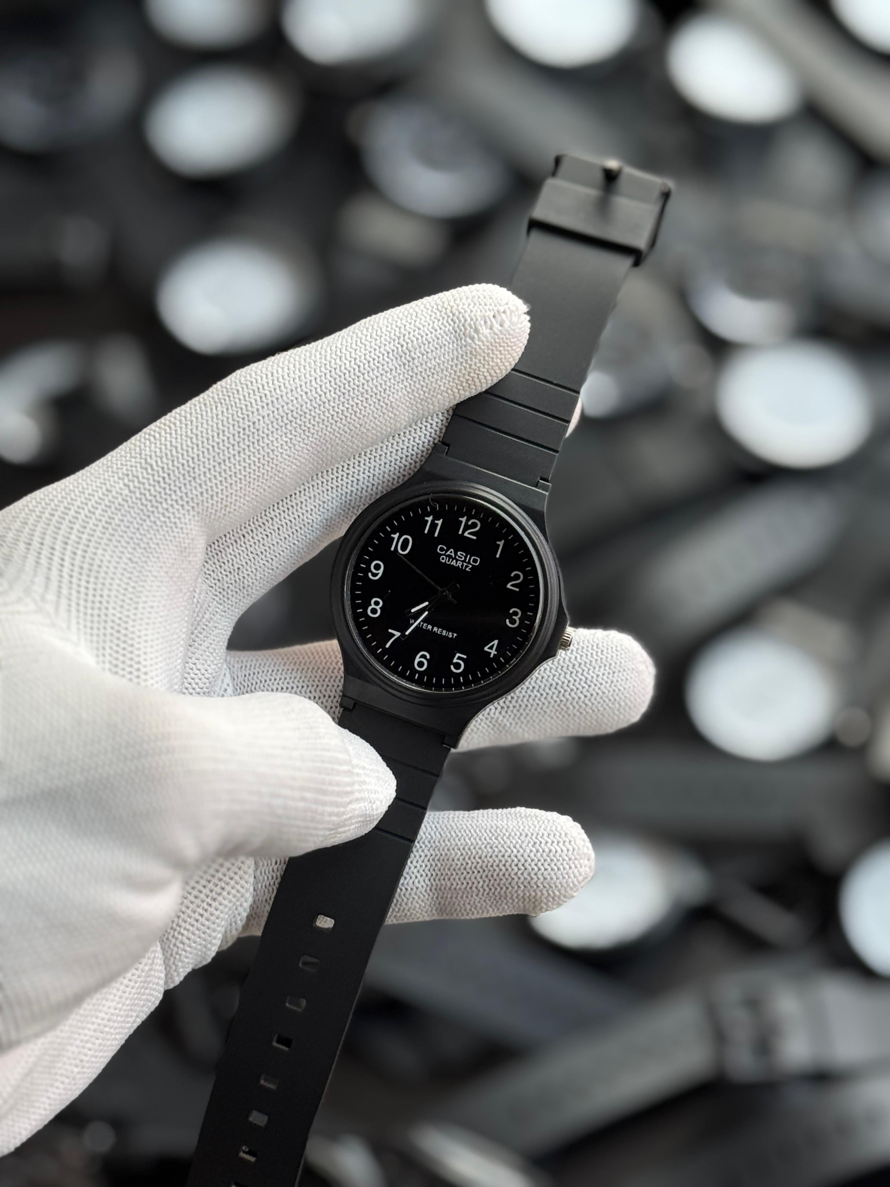 WATCH 134