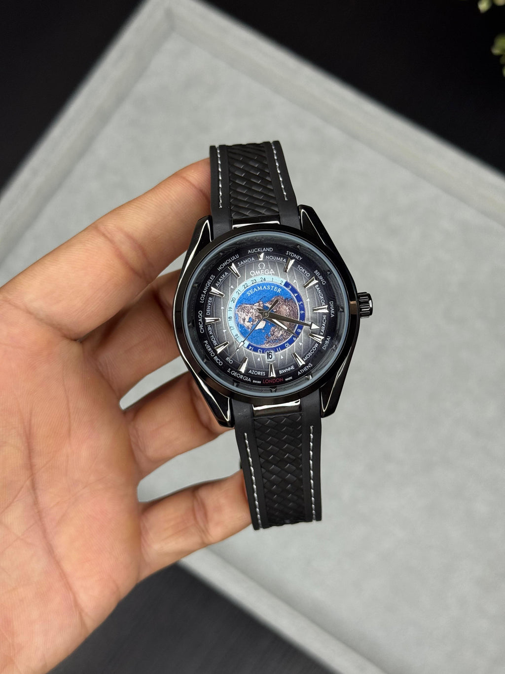 WATCH AQUA TERRA