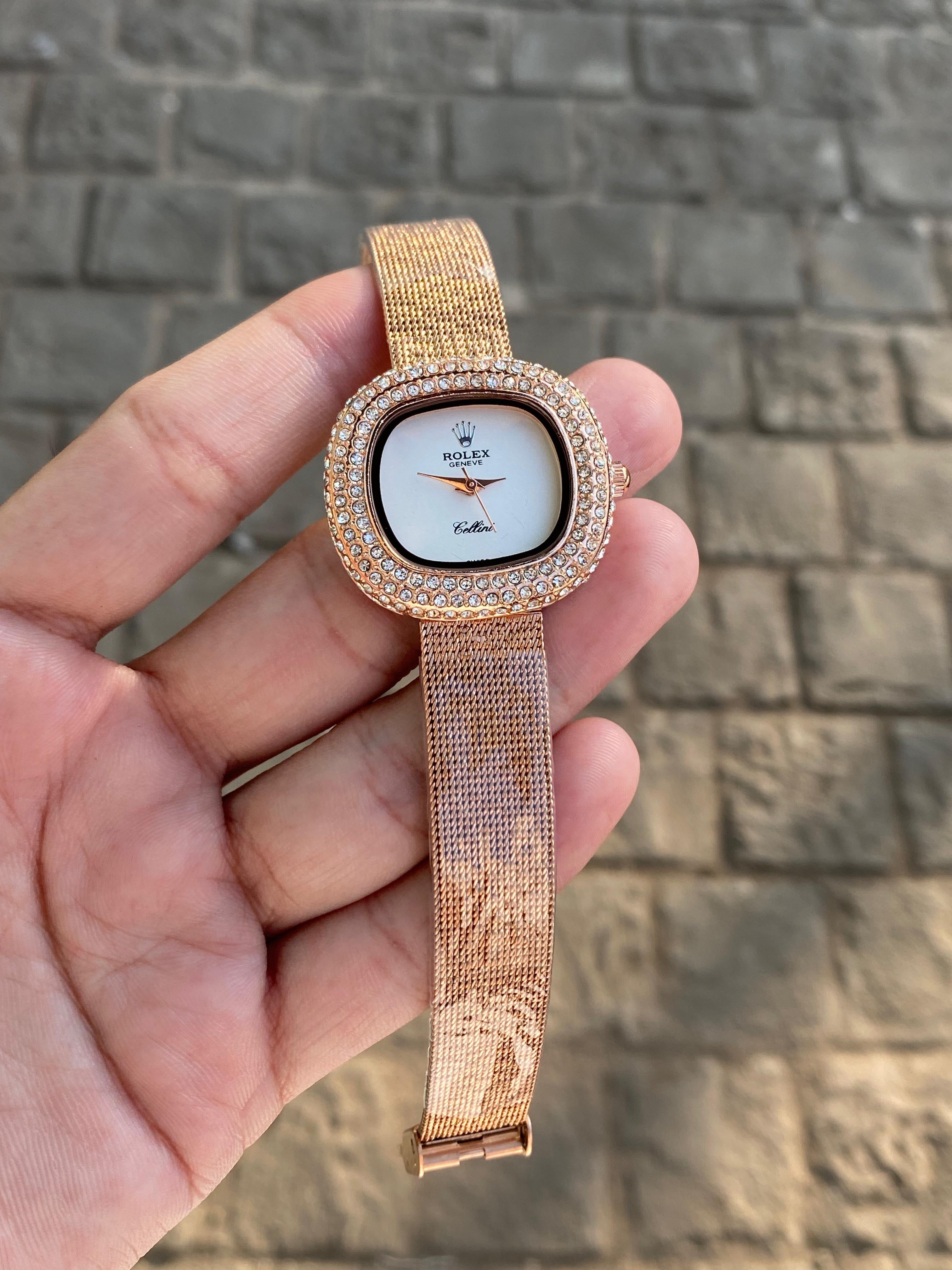 WOMEN WATCH 027