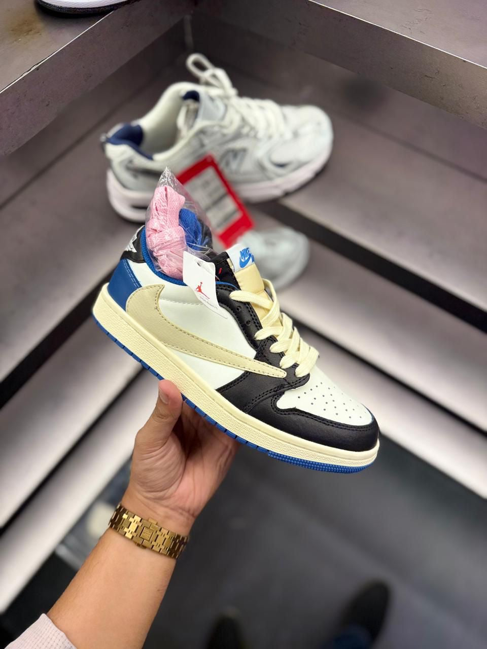 RETRO 1 TRAVIS SCOTT FRAGMENT