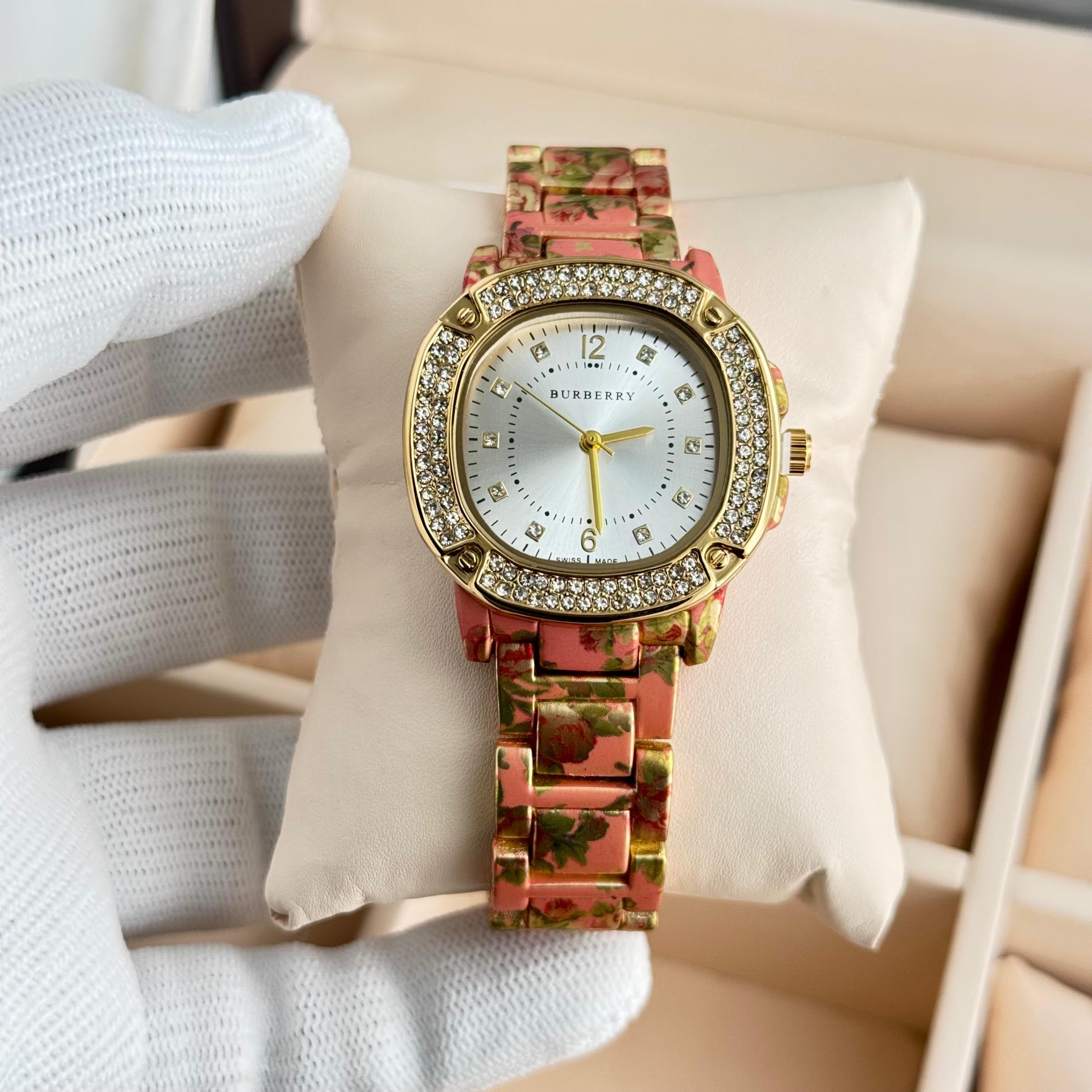 WOMEN WATCH 047