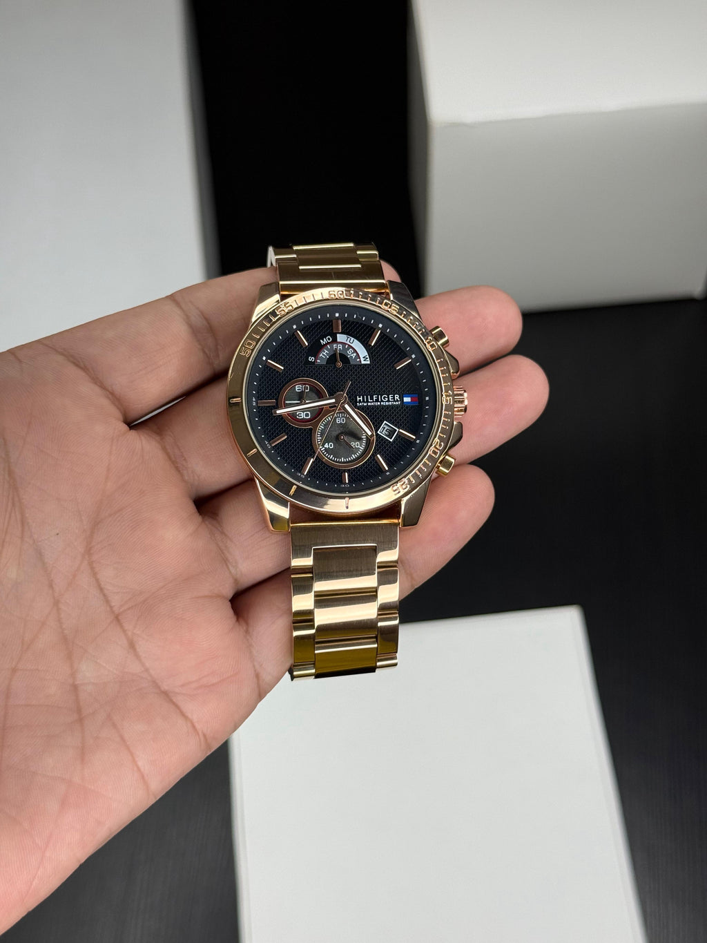 WATCH 114