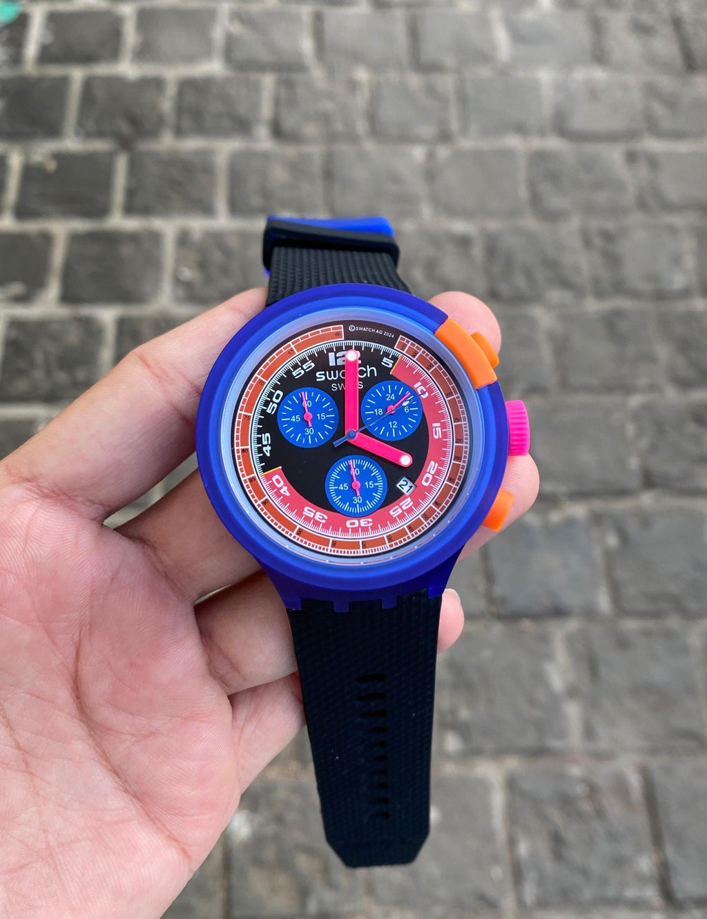 WATCH 051